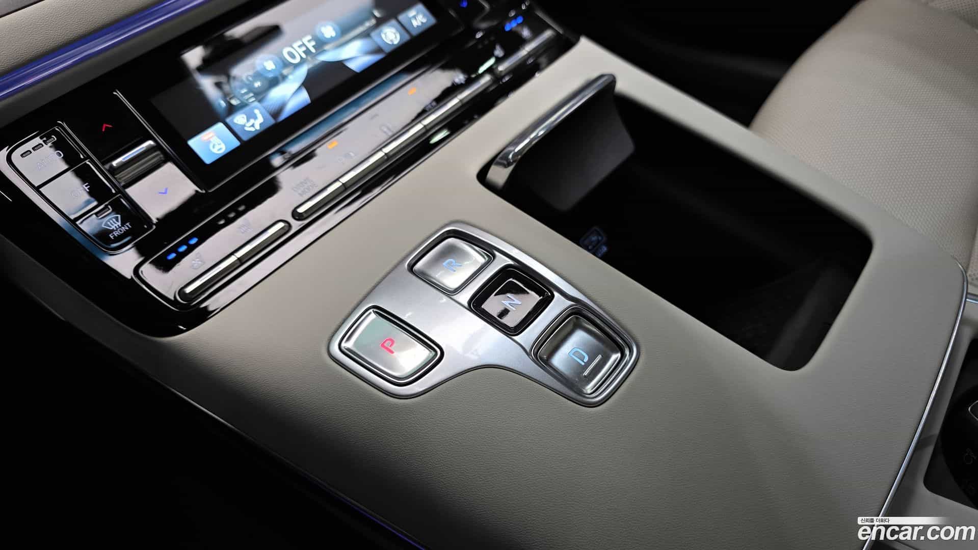 Grandeur Hyundai 2022.3-INNER-009