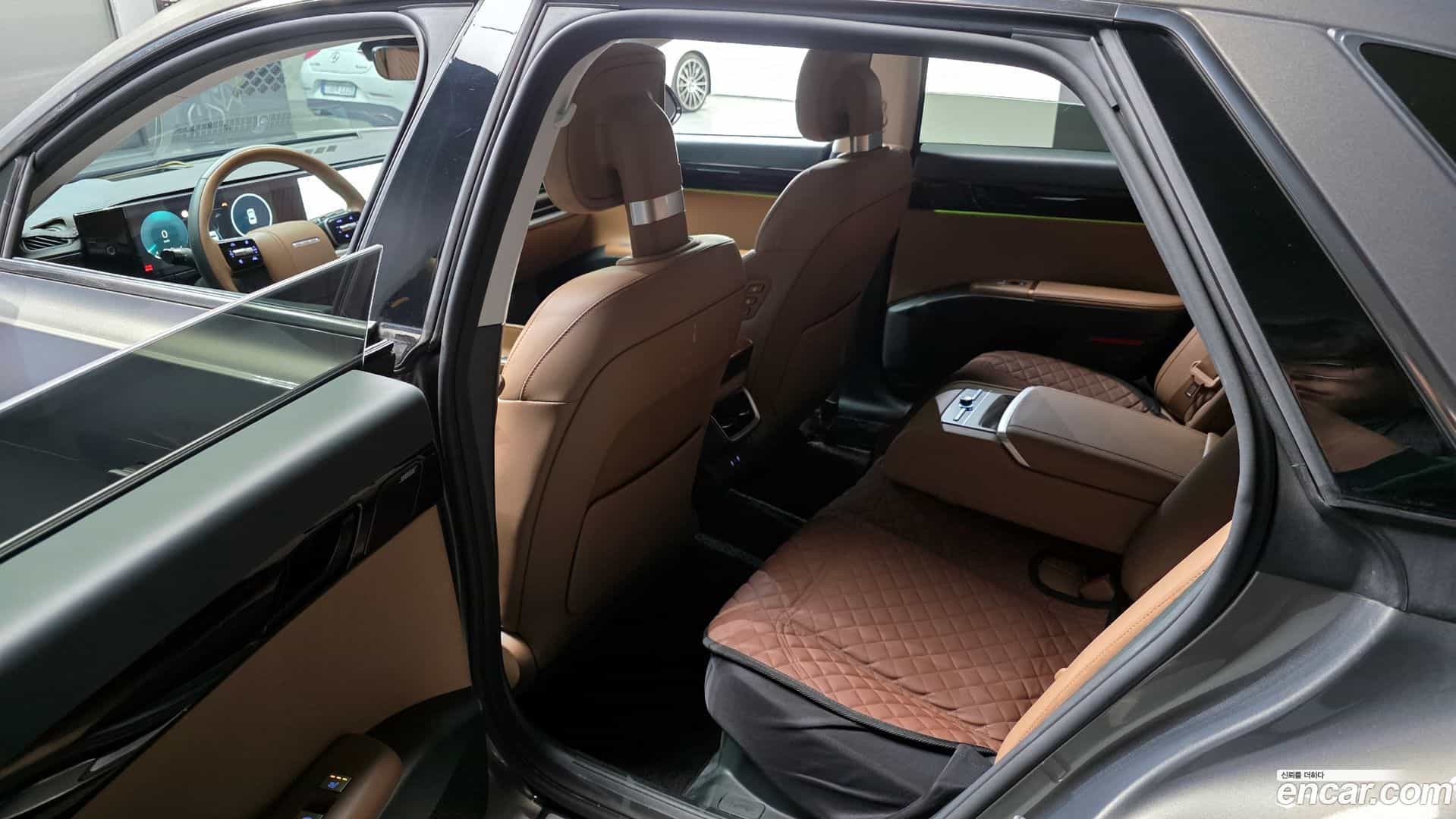 Grandeur Hyundai 2023.5-OPTION-015