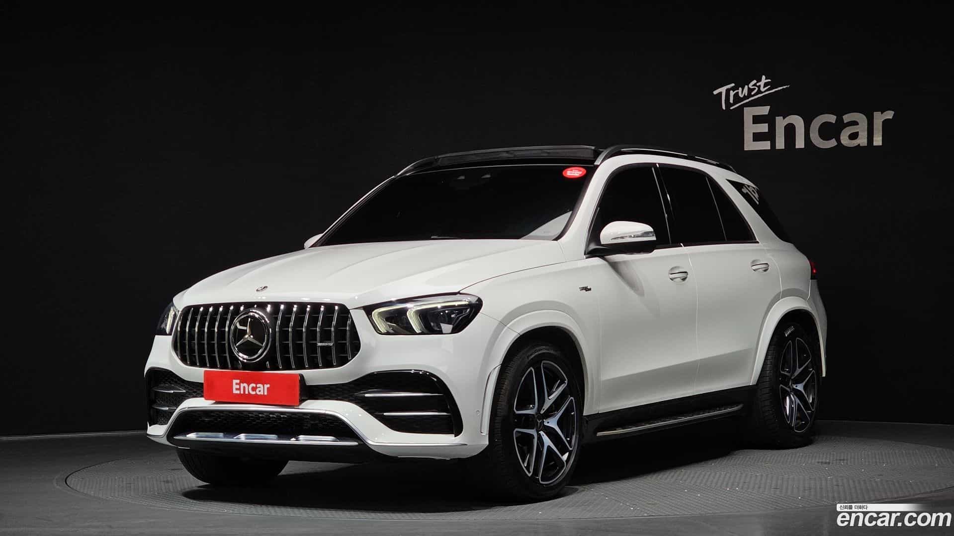 GLE-Class Mercedes-Benz 2022.2-OUTER-001