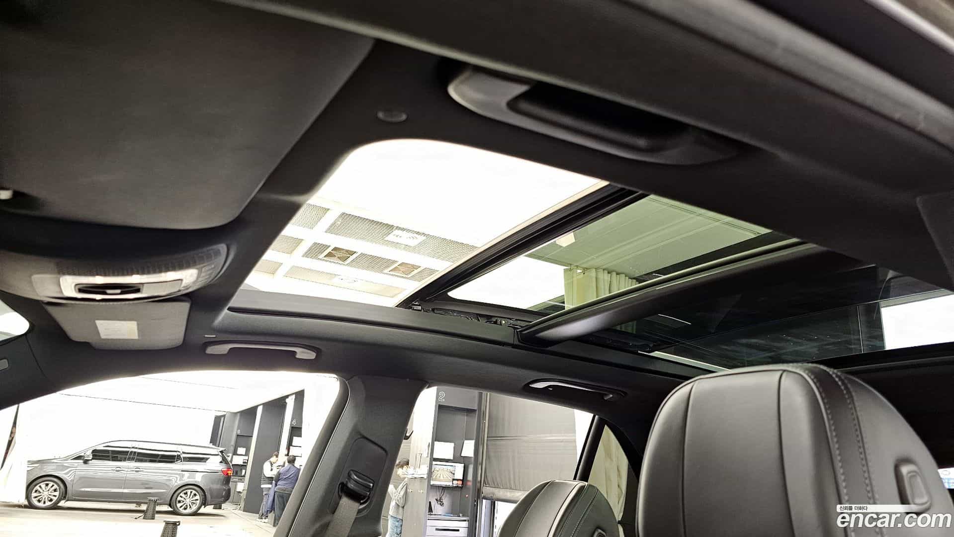 GLE-Class Mercedes-Benz 2022.2-OPTION-022