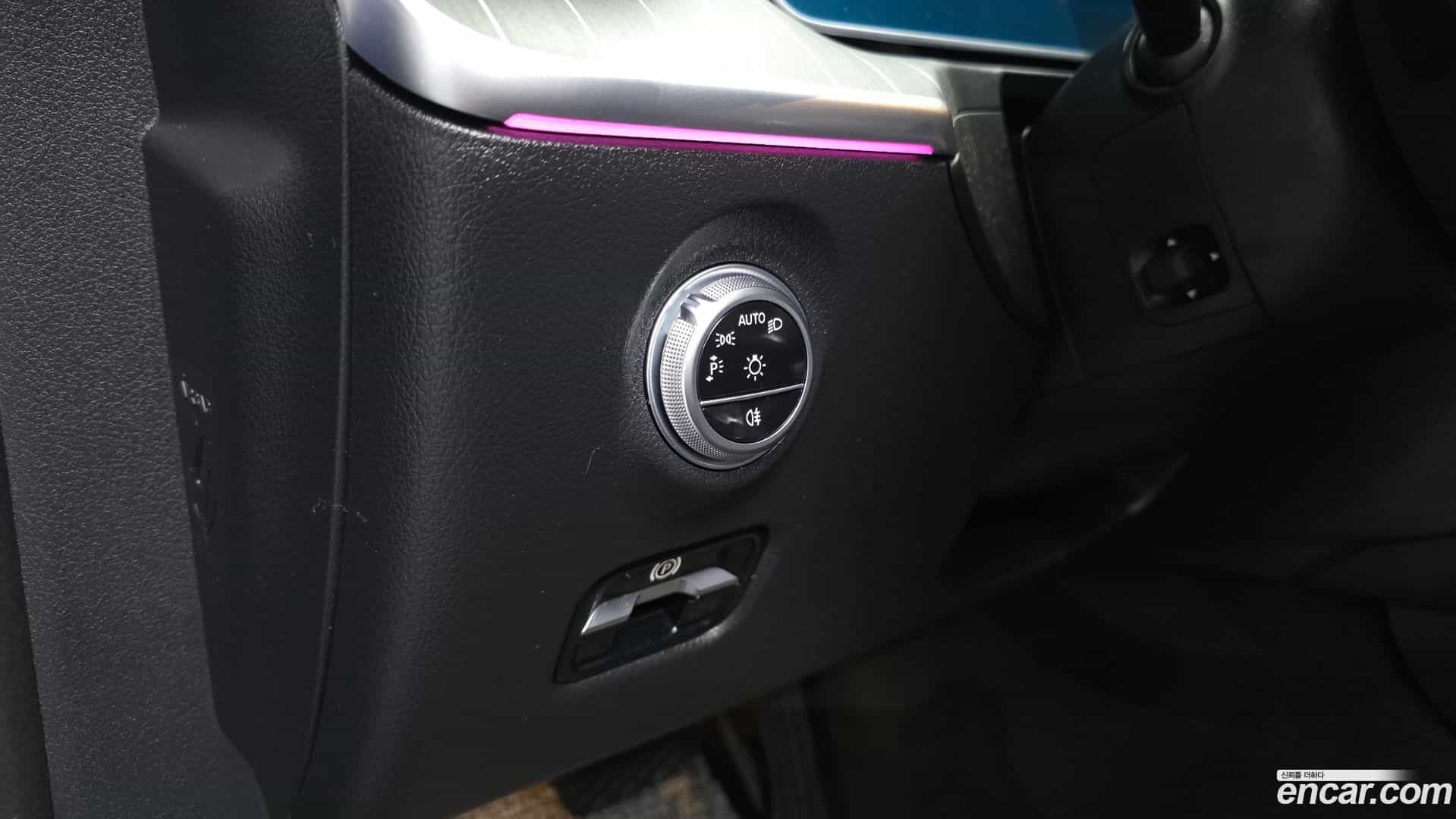 C-Class Mercedes-Benz 2023.1-OPTION-022