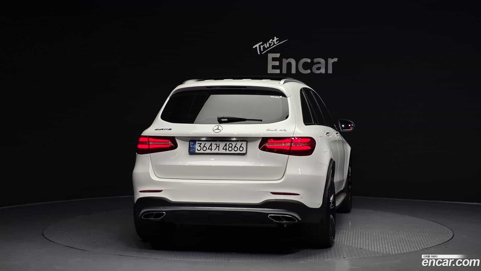 GLC-Class Mercedes-Benz 2017.2-OUTER-004