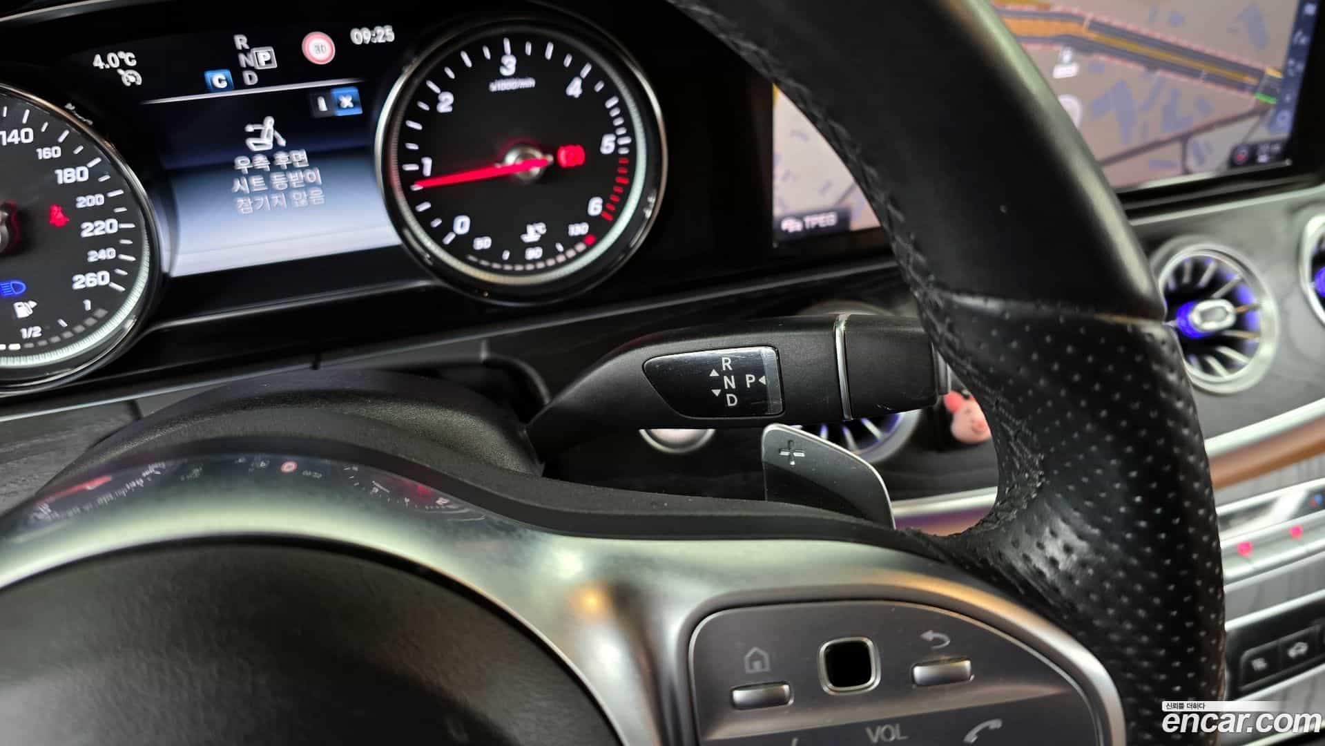 E-Class Mercedes-Benz 2019.3-INNER-009