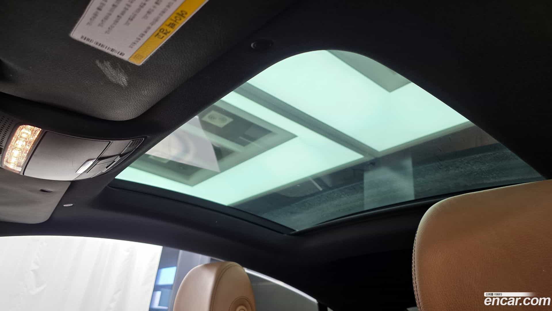 E-Class Mercedes-Benz 2019.3-OPTION-023