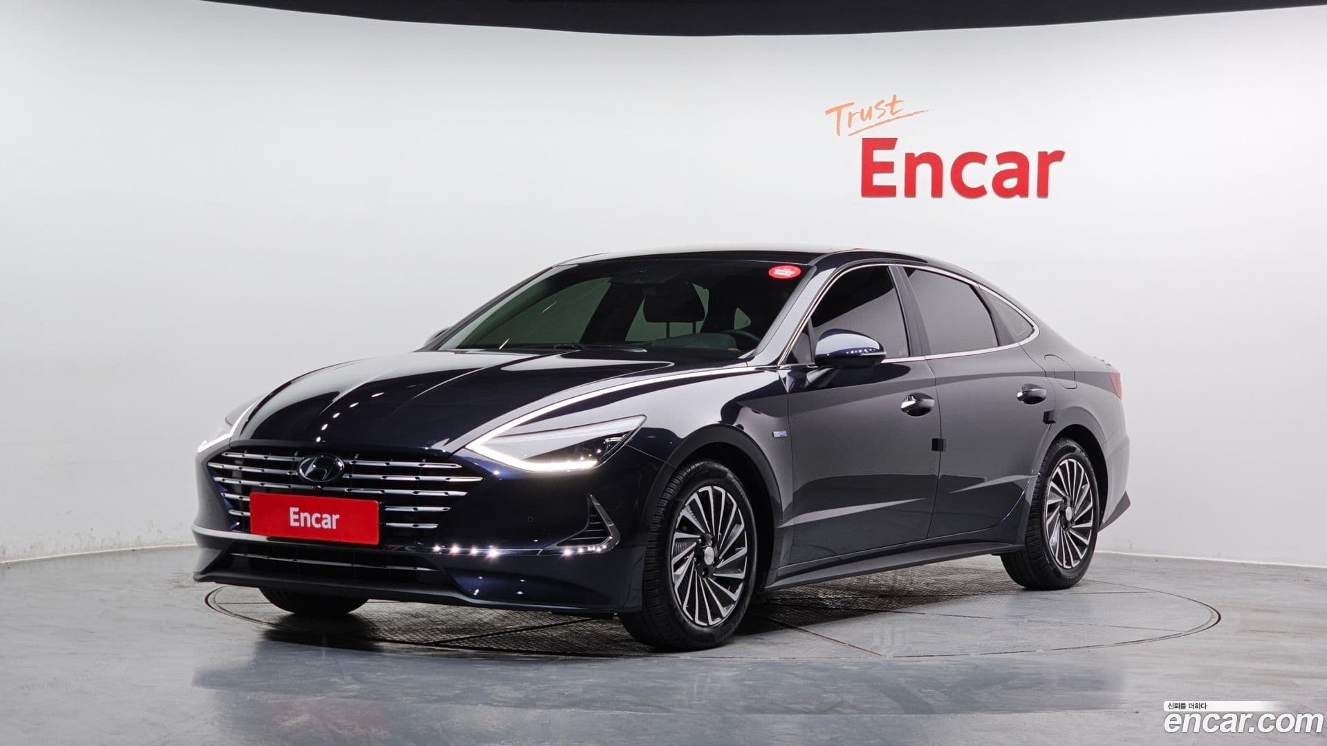 Main__Slider__Photo:Sonata Hyundai 2019.10-0