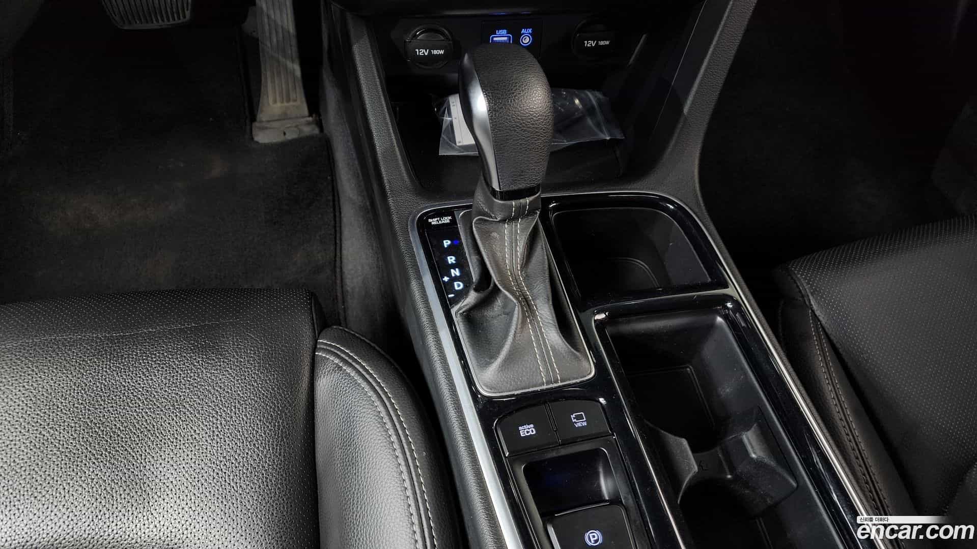 Sonata Hyundai 2019.0-INNER-009