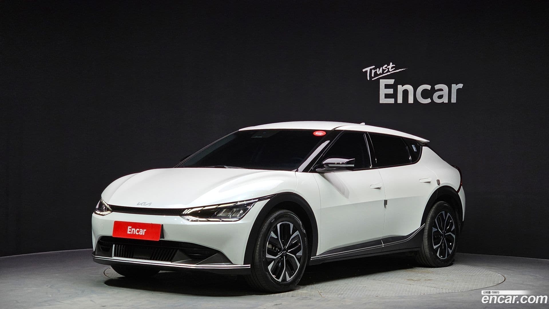 Main__Slider__Photo:EV6 Kia 2022.7-0