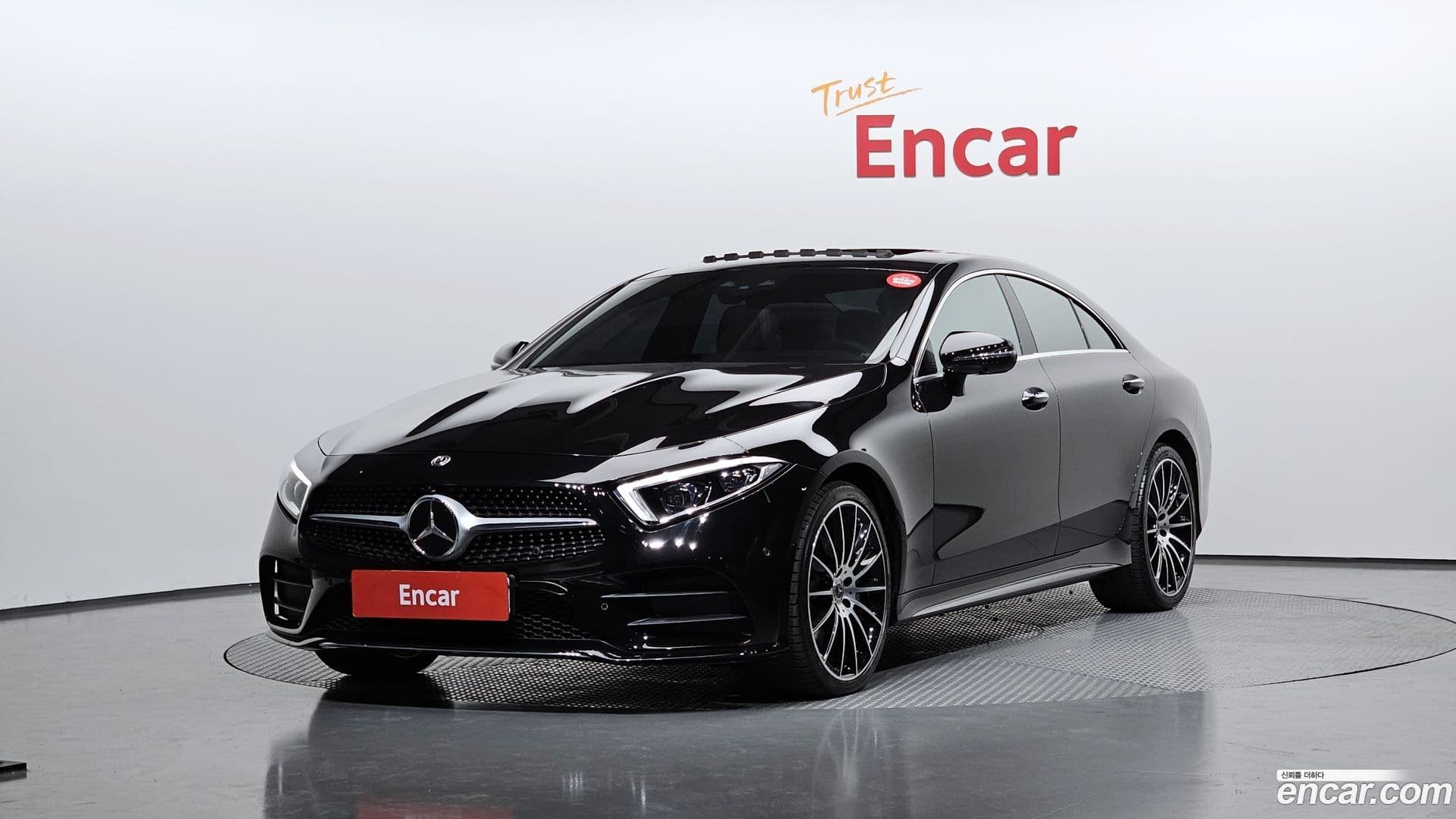 Main__Slider__Photo:CLS-Class Mercedes-Benz 2021.4-0