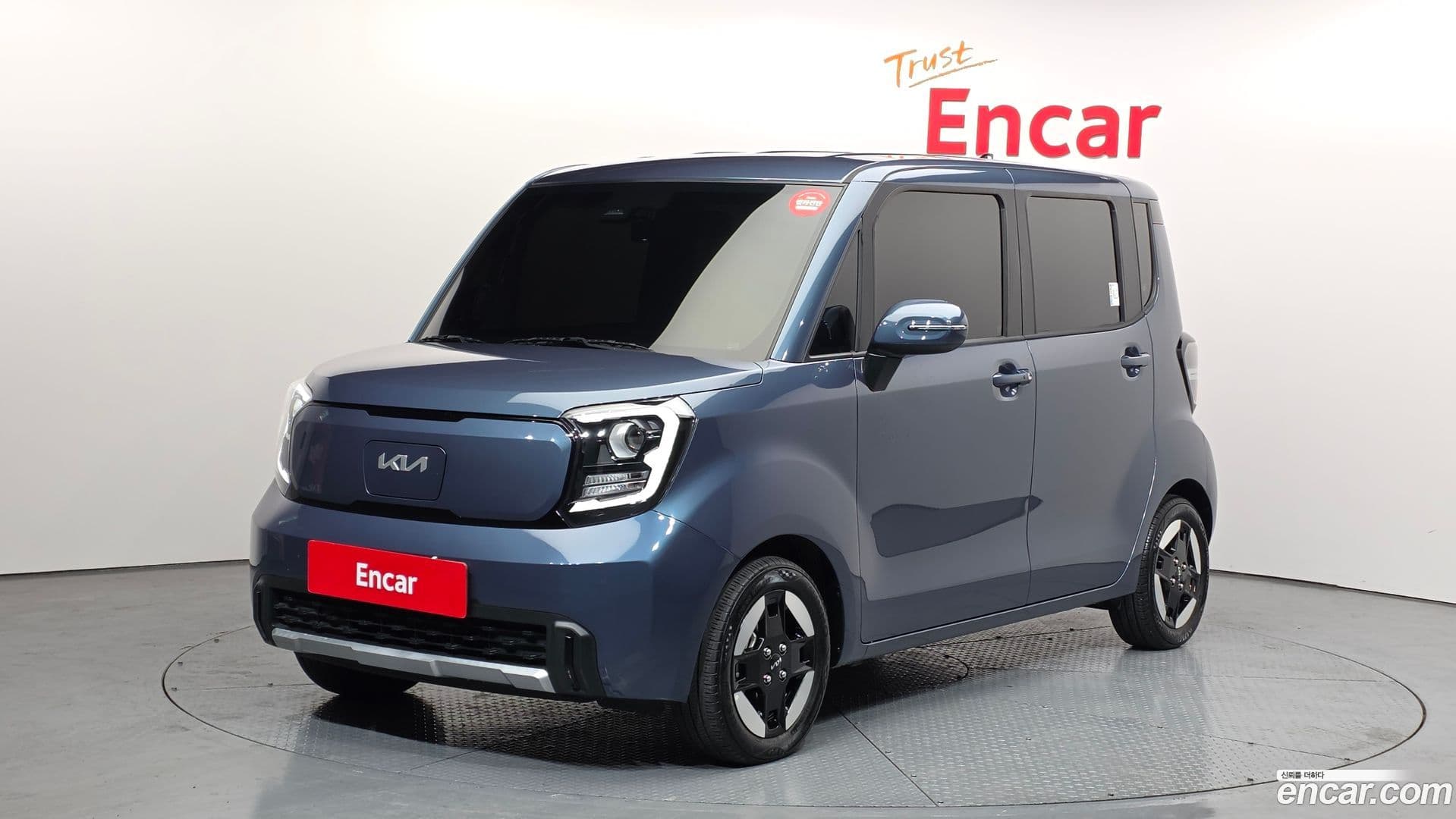 Main__Slider__Photo:RAY Kia 2024.3-0