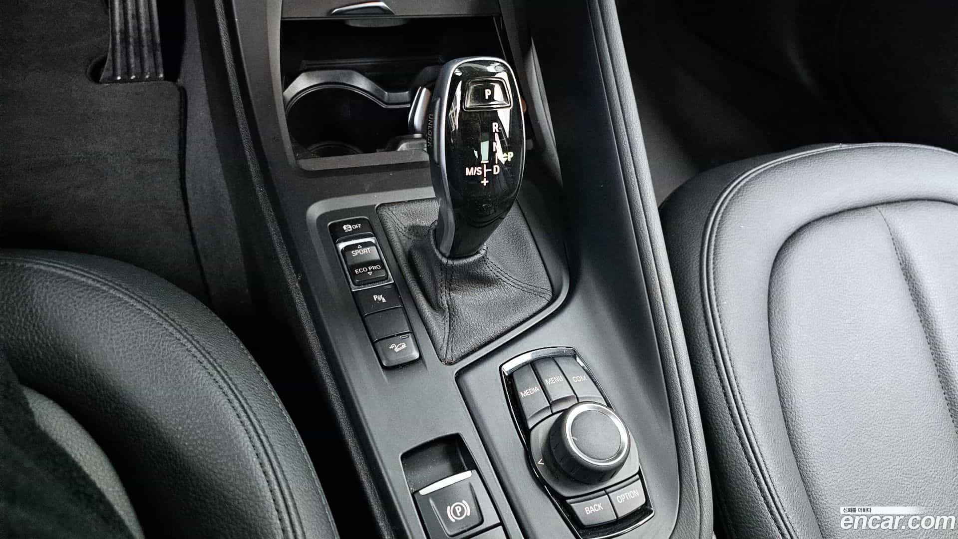 X1 BMW 2018.10-INNER-009