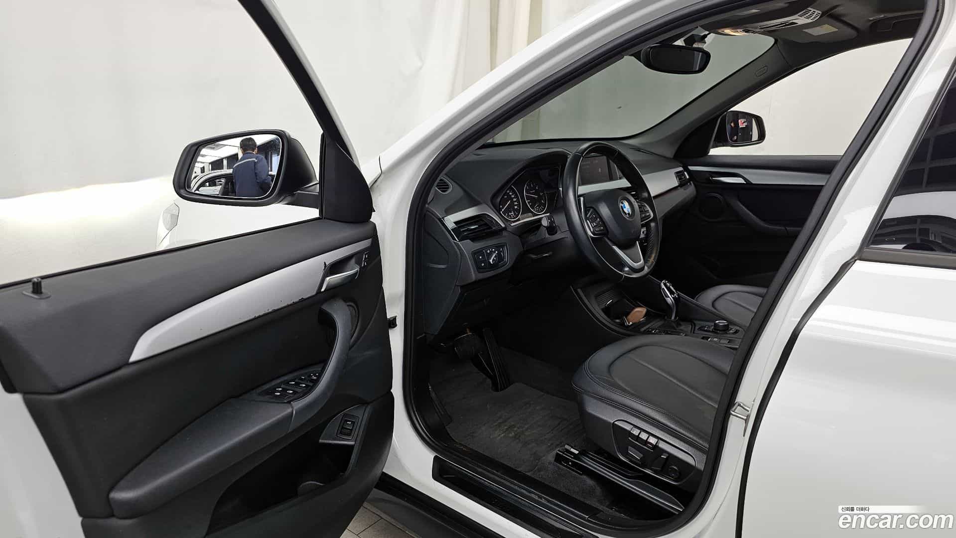 X1 BMW 2018.10-INNER-010