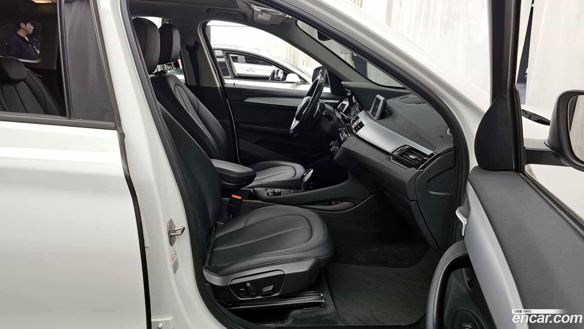 X1 BMW 2018.10-OPTION-015