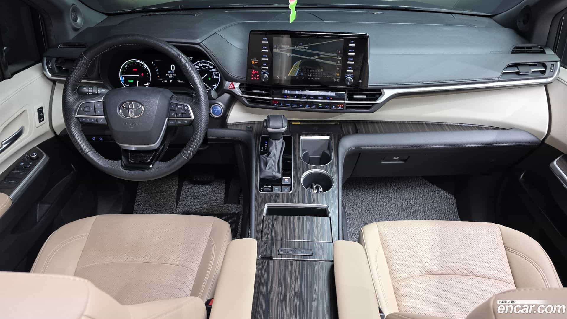 Sienna Toyota 2023.11-INNER-007