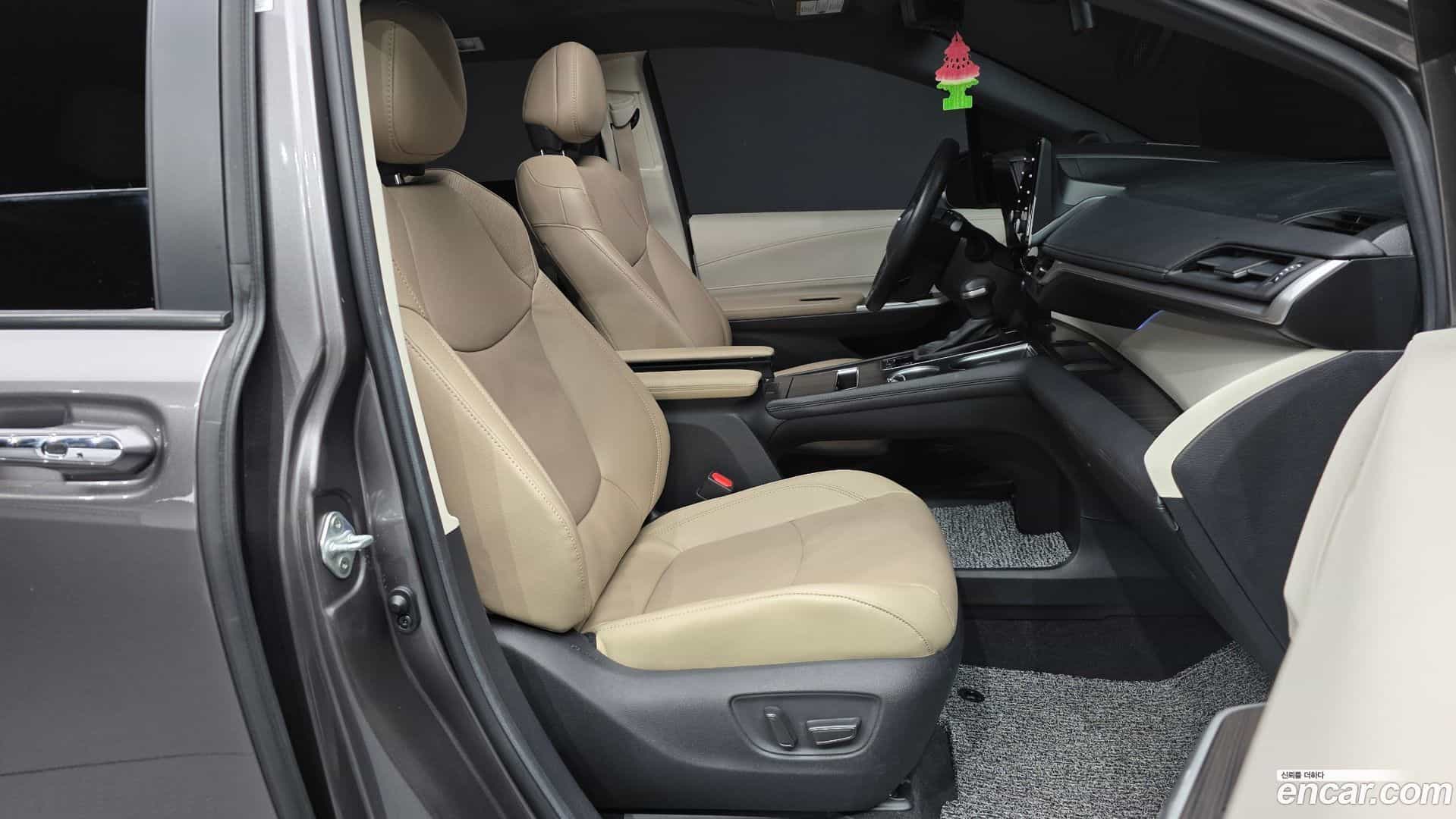 Sienna Toyota 2023.11-OPTION-015