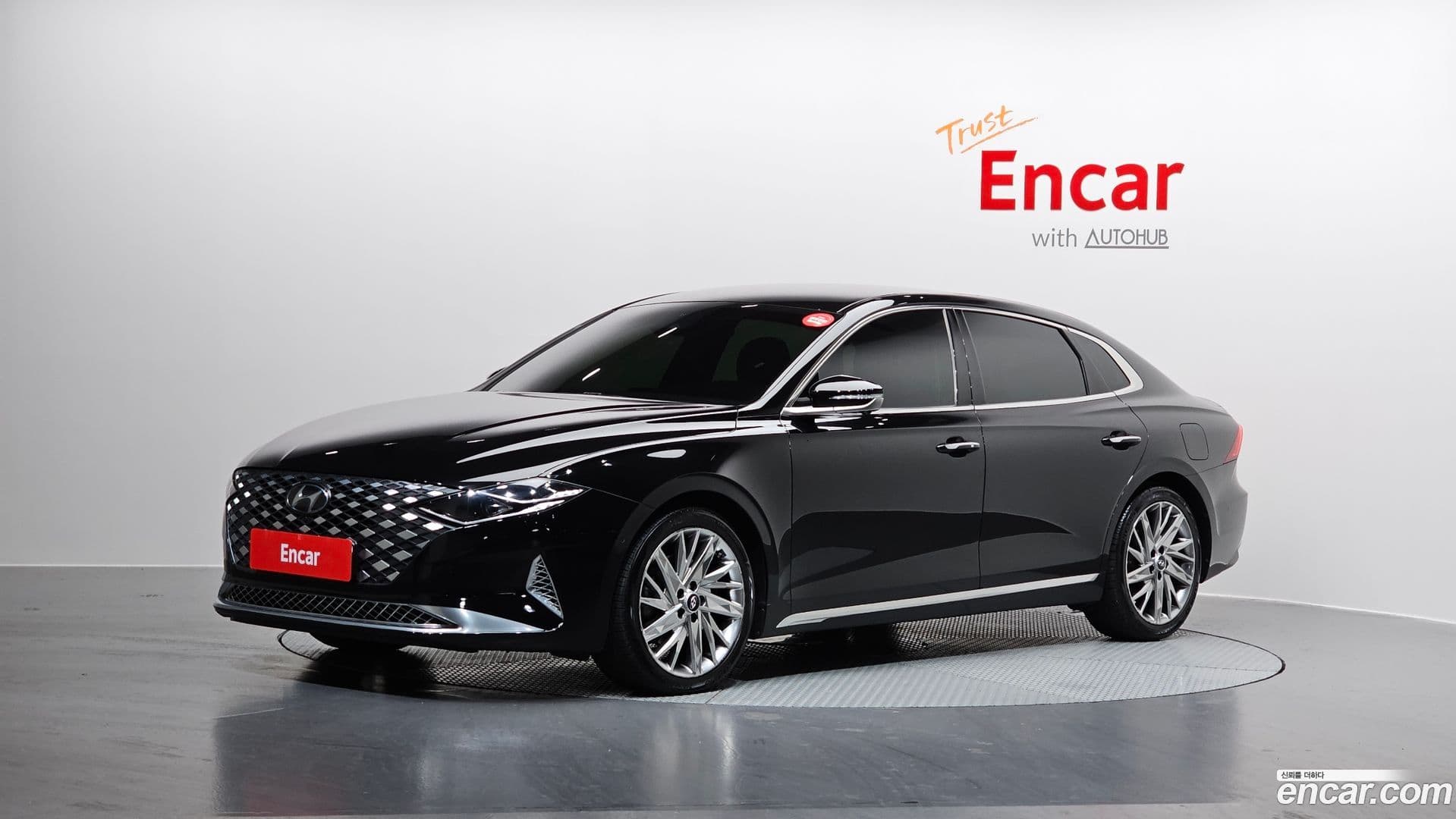 Main__Slider__Photo:Grandeur Hyundai 2022.2-0