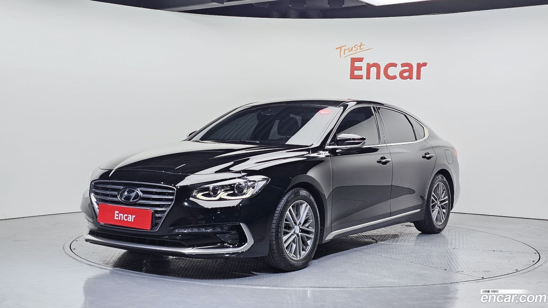 Main__Slider__Photo:Grandeur Hyundai 2019.2-0