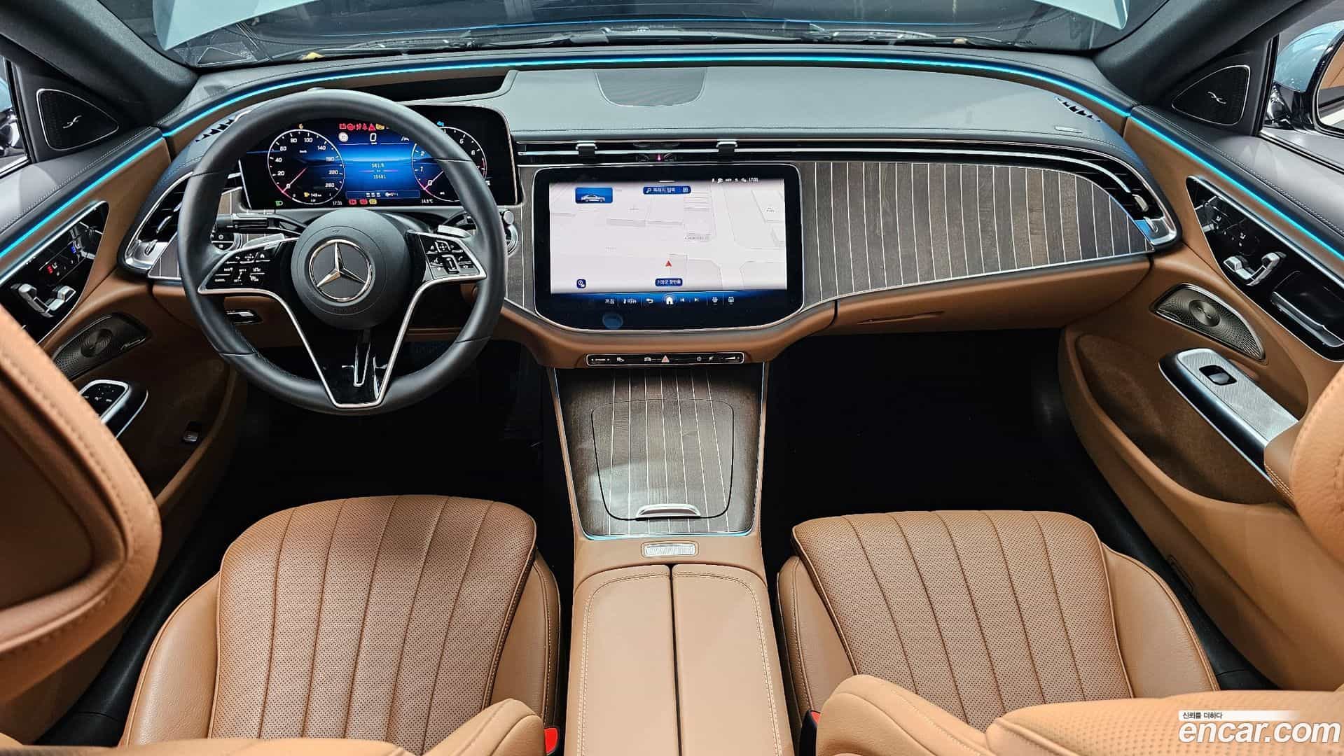 E-Class Mercedes-Benz 2024.7-INNER-007
