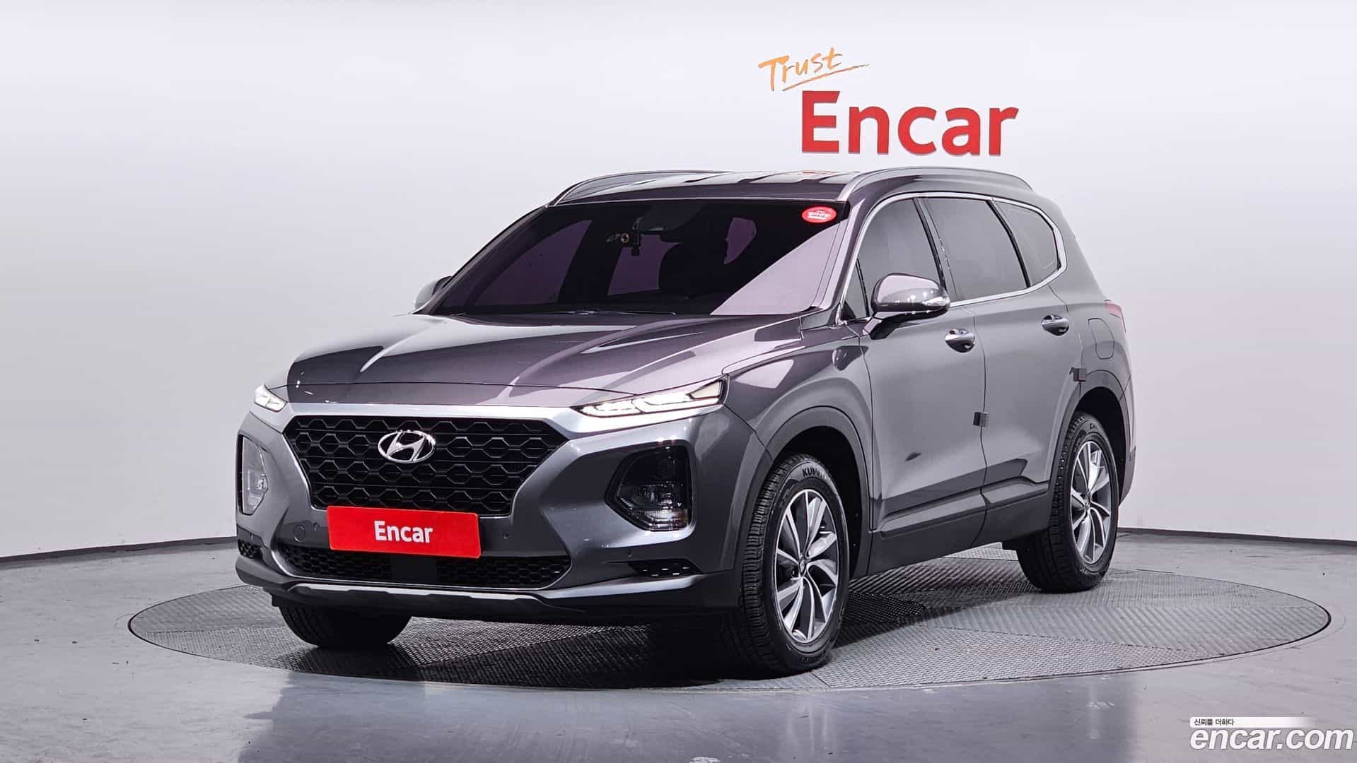 Santafe Hyundai 2018.6-OUTER-001