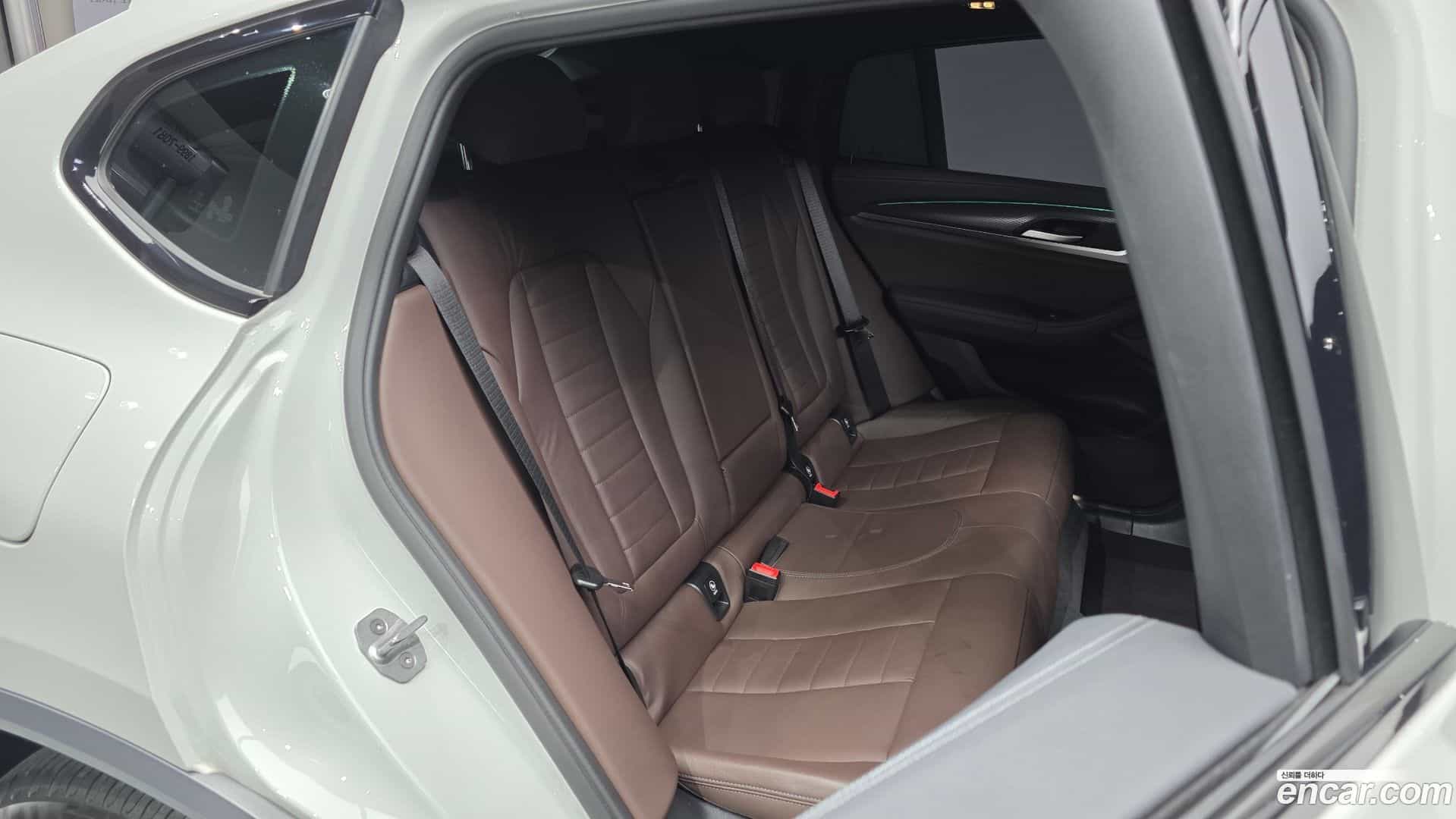 X4 BMW 2020.6-OPTION-016