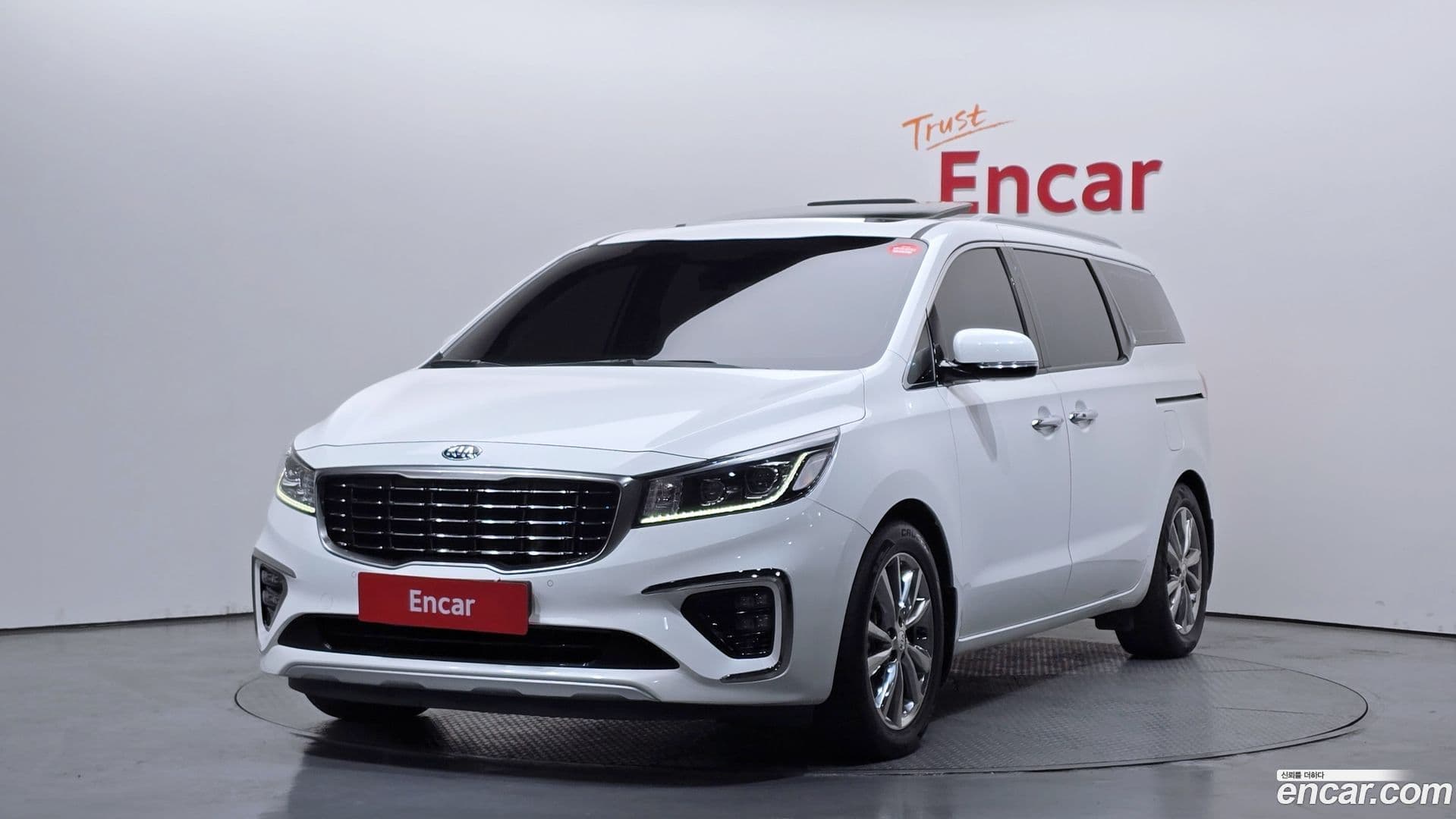 Main__Slider__Photo:Canival Kia 2020.4-0