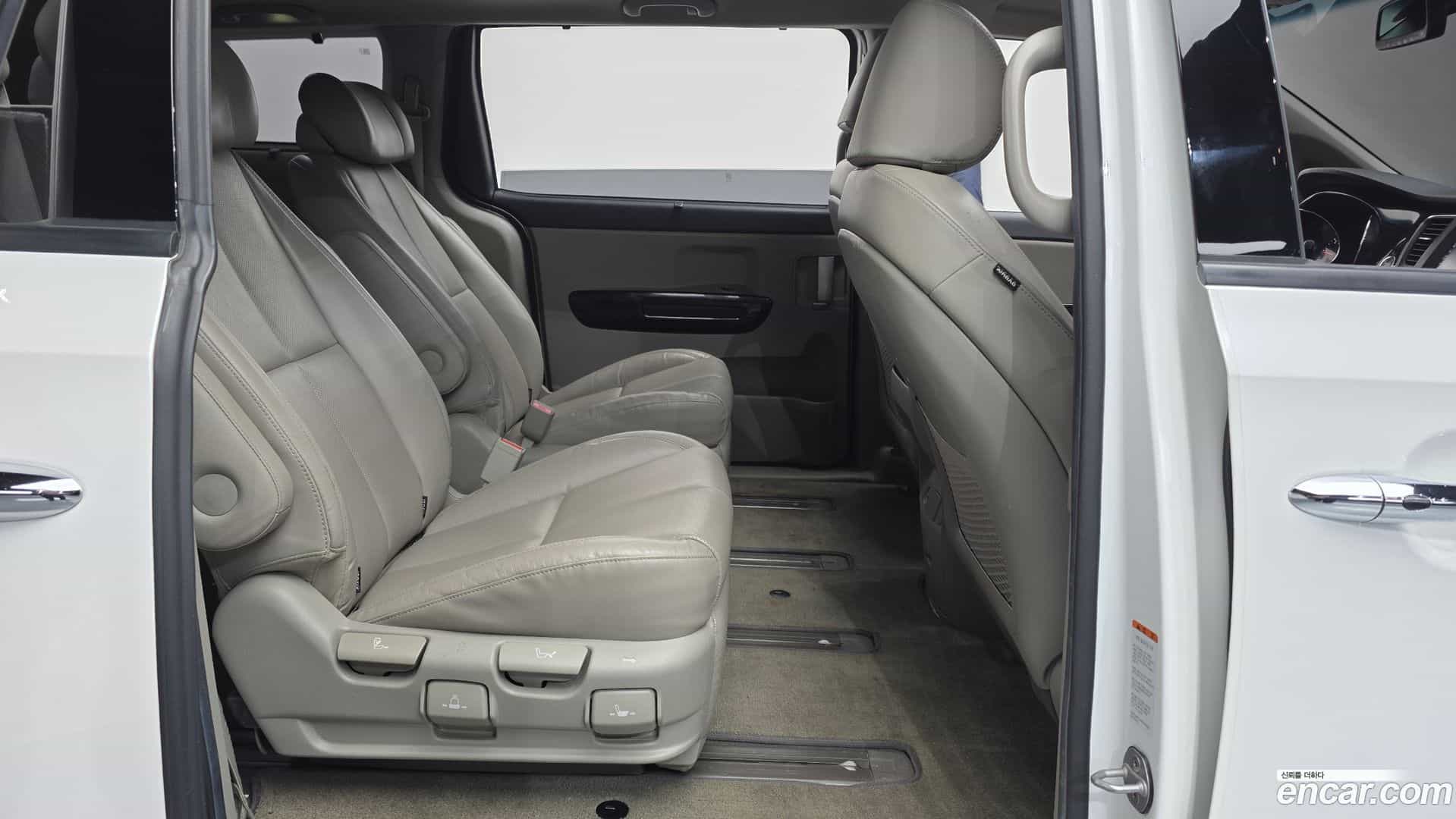 Canival Kia 2020.4-OPTION-016