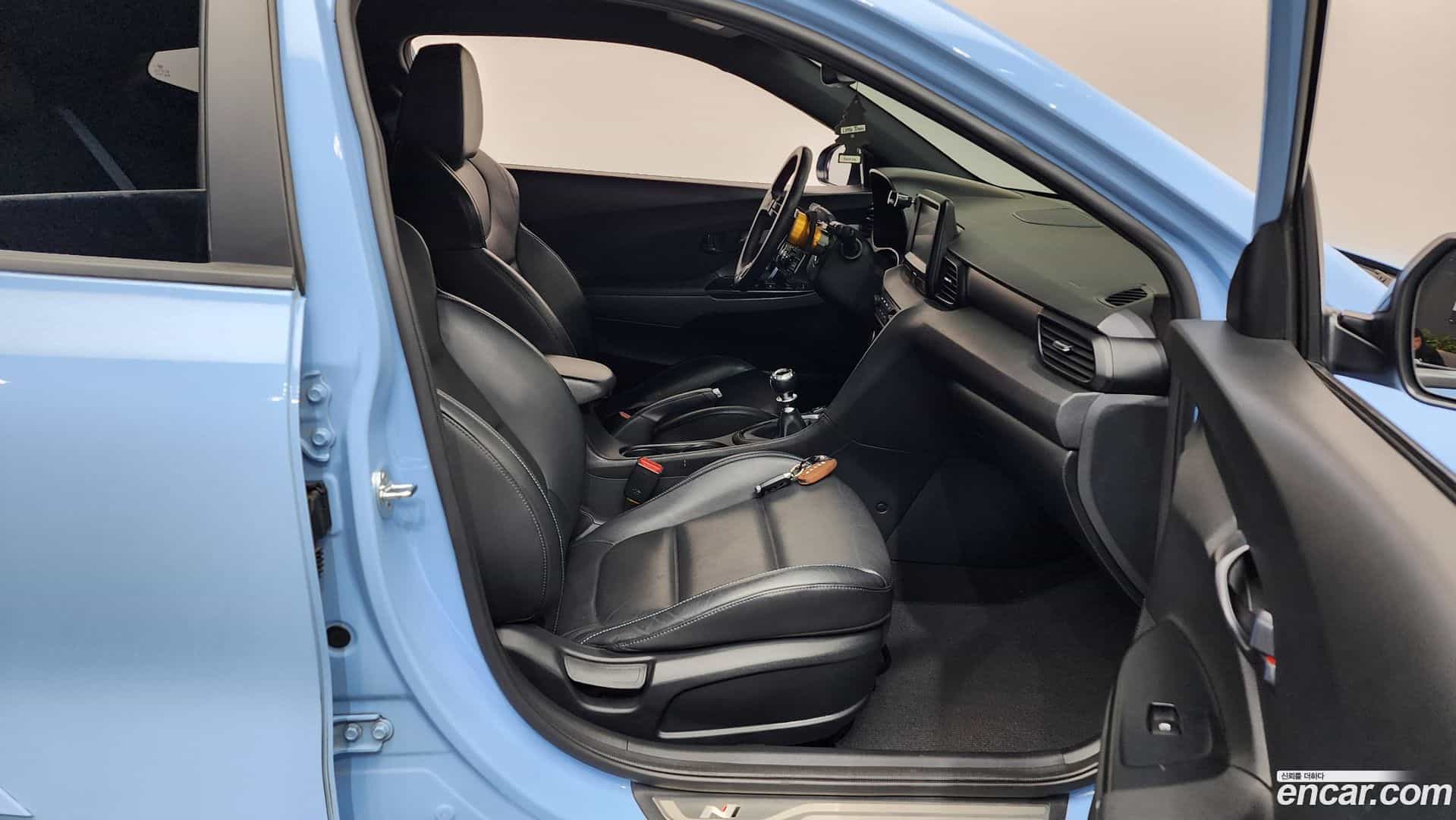 Veloster Hyundai 2018.7-OPTION-015
