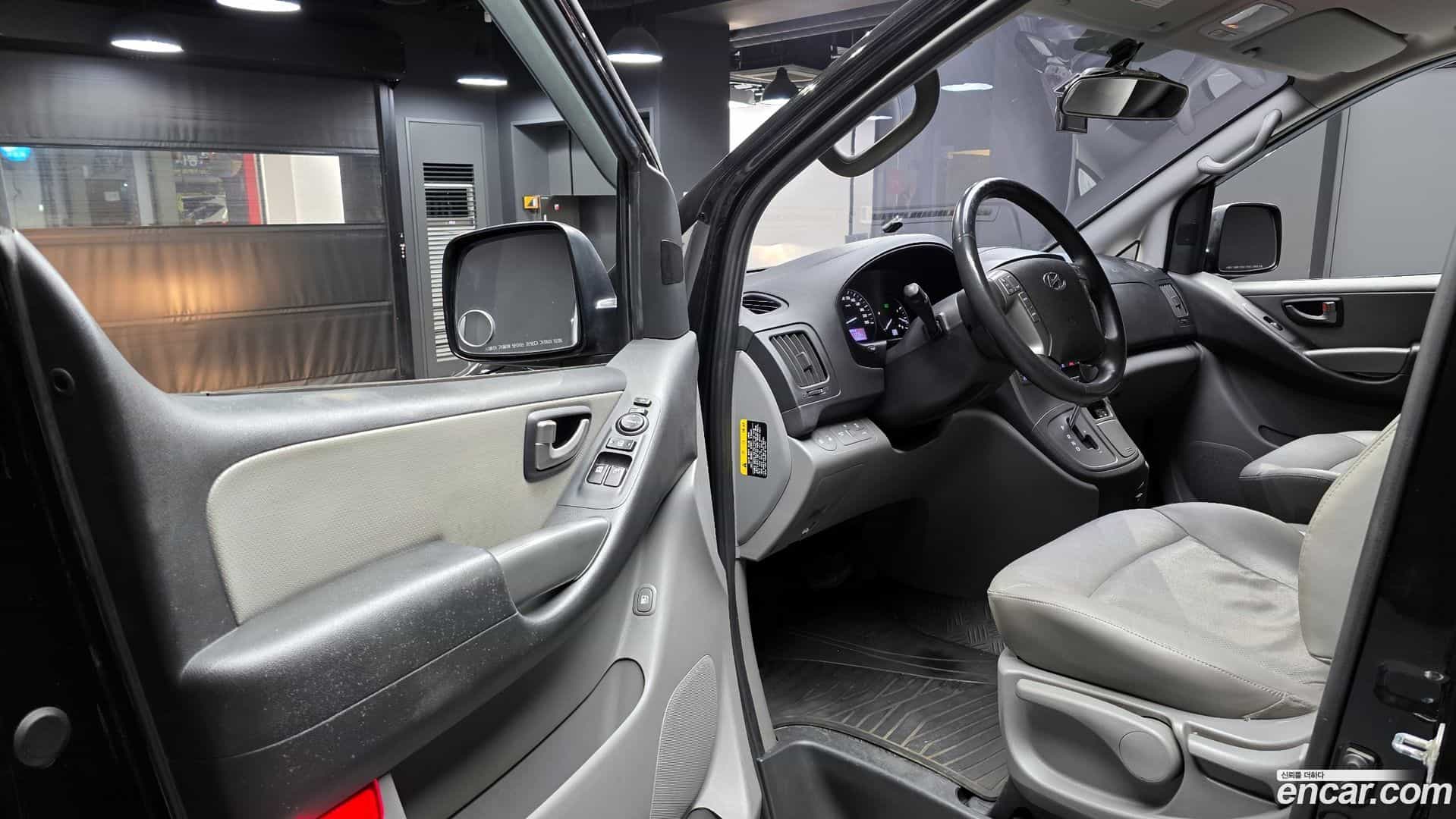 Starex Hyundai 2019.5-OPTION-015