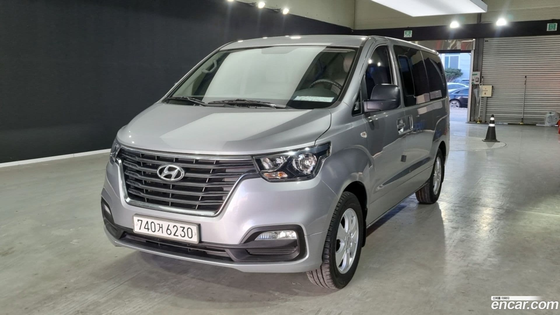 Main__Slider__Photo:Starex Hyundai 2018.9-0