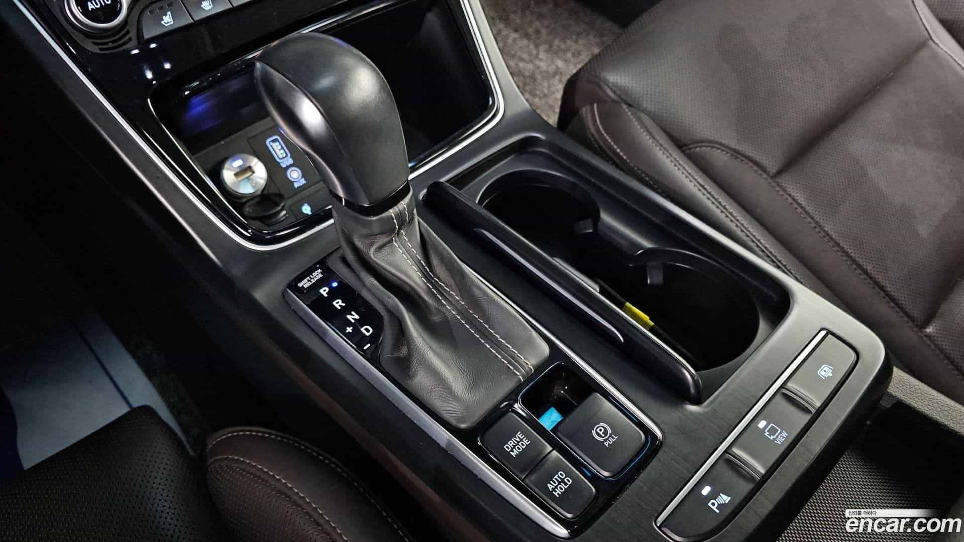 Grandeur Hyundai 2019.5-INNER-009