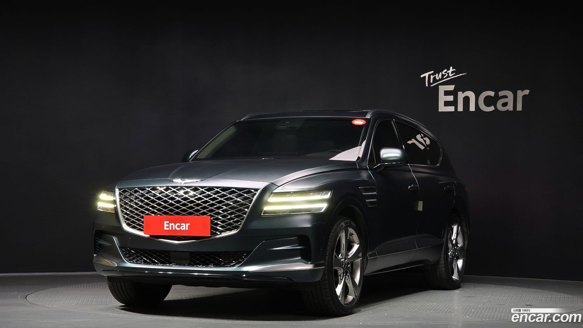Main__Slider__Photo:GV80 Genesis 2020.11-0