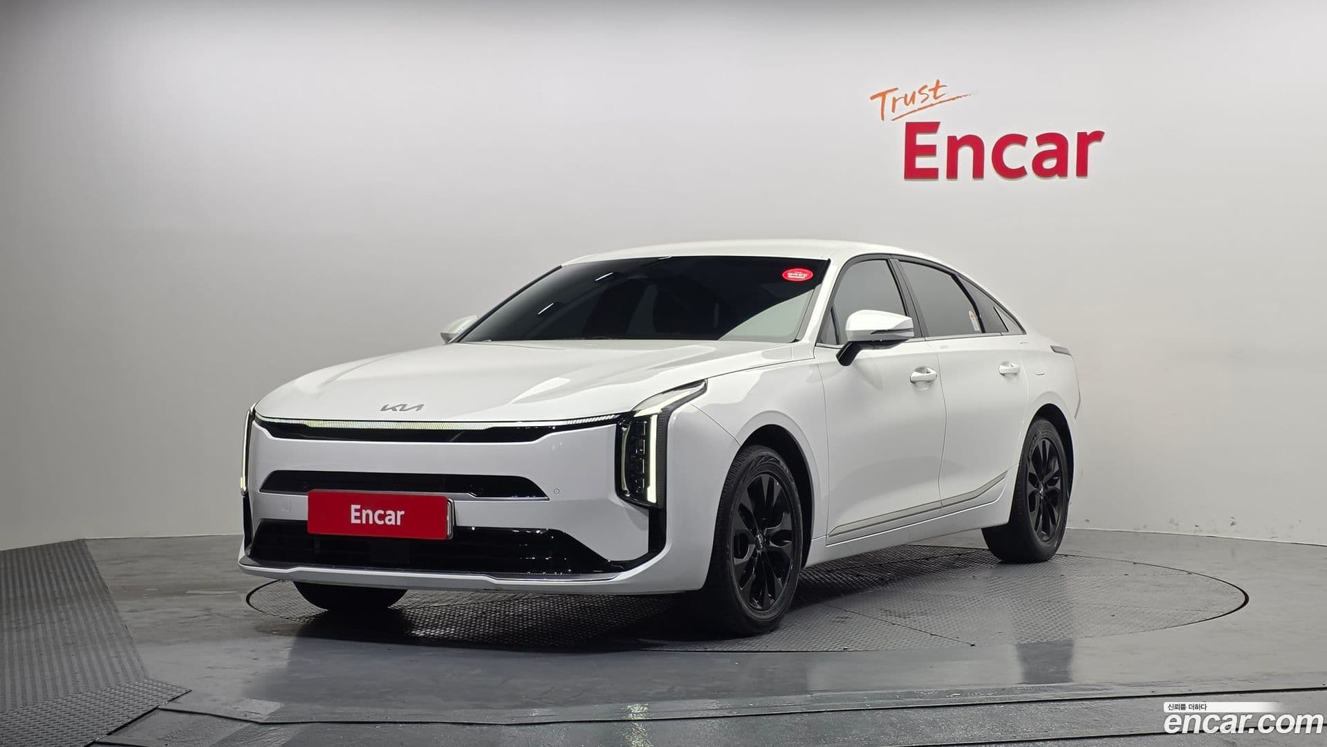 Main__Slider__Photo:K8 Kia 2024.10-0