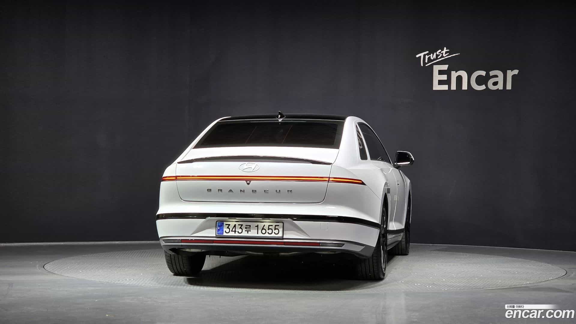 Grandeur Hyundai 2023.0-OUTER-004