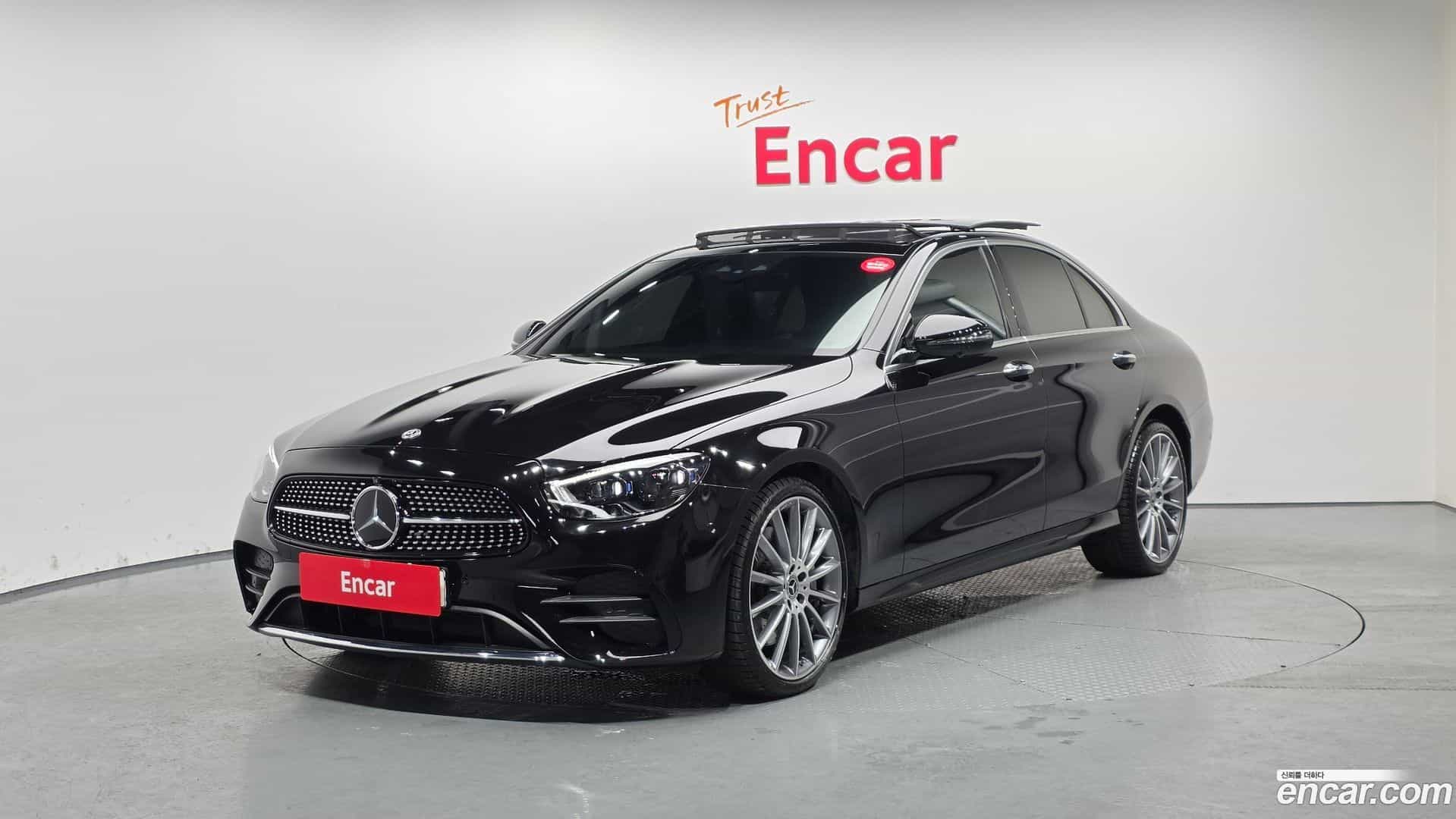 E-Class Mercedes-Benz 2022.4-OUTER-001