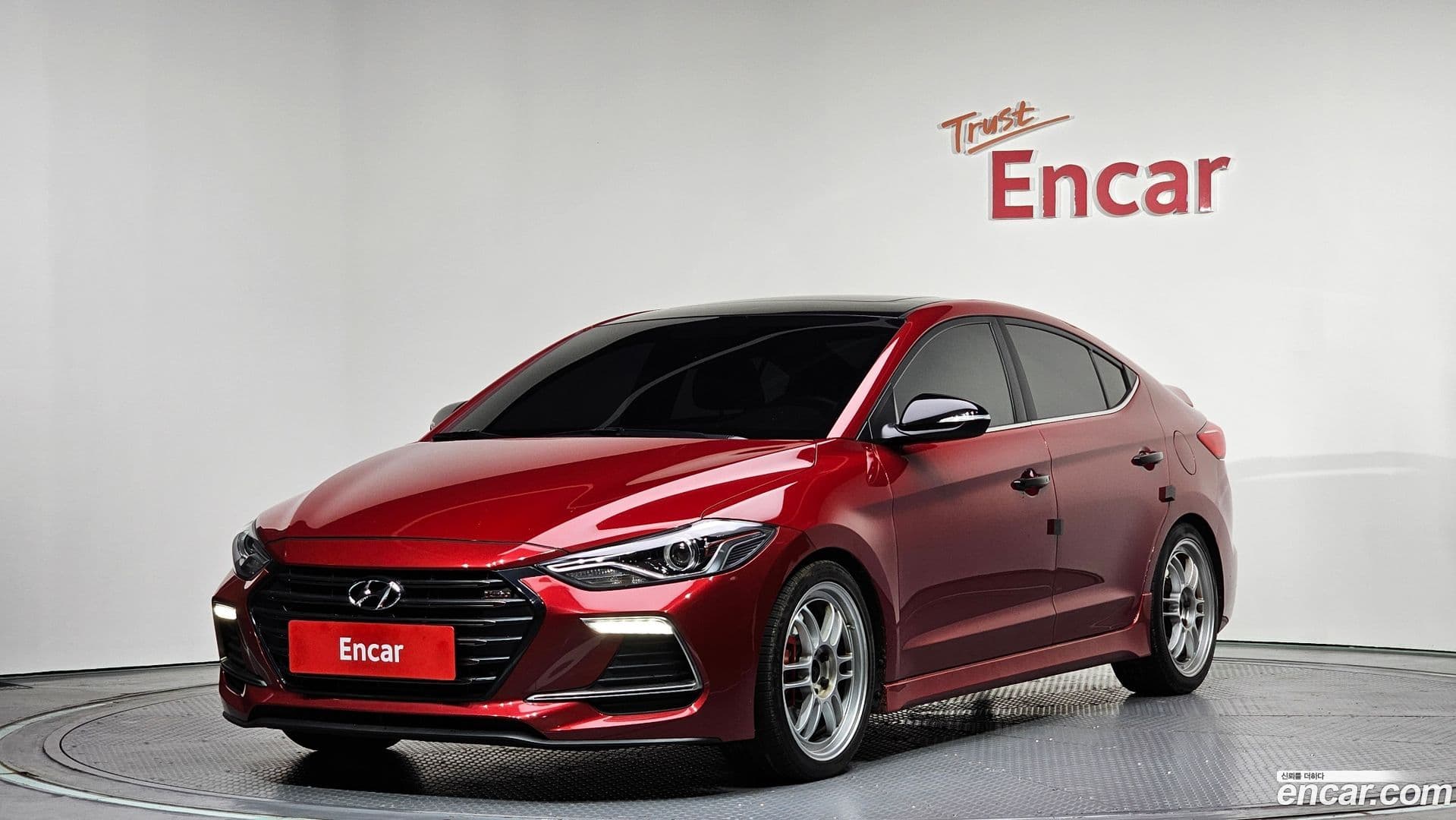 Main__Slider__Photo:AVANTE Hyundai 2016.9-0