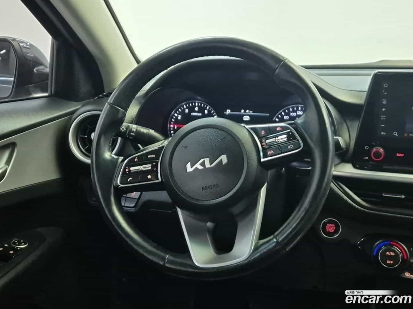K3 Kia 2022.0-INNER-008