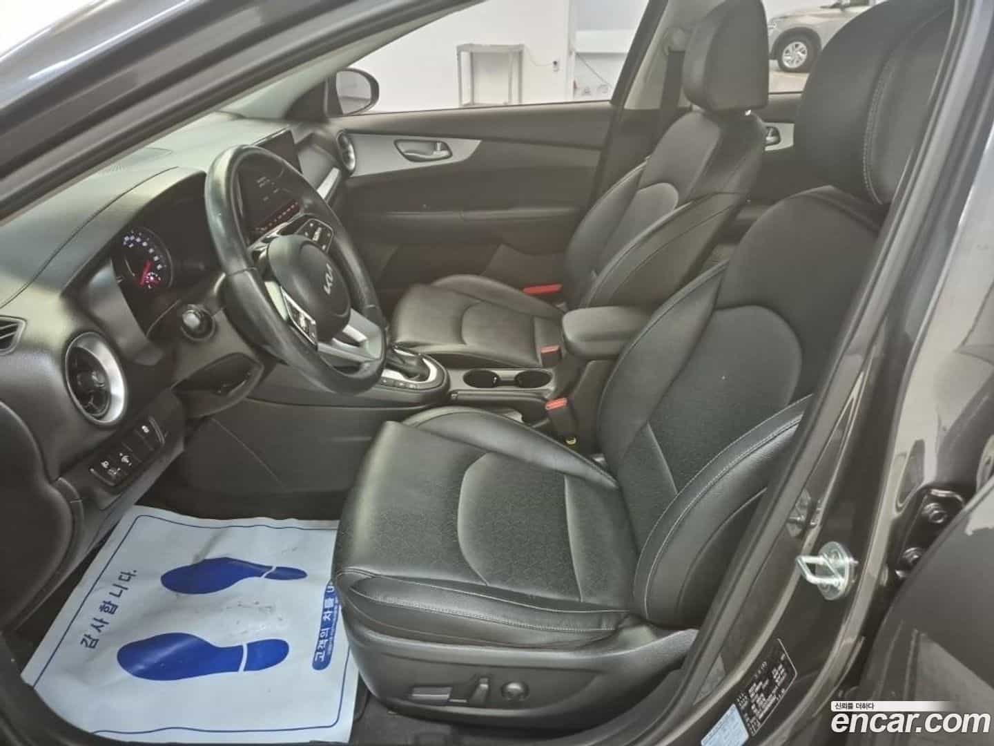 K3 Kia 2022.0-INNER-009