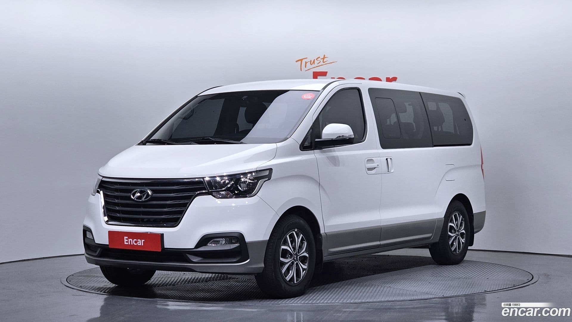Main__Slider__Photo:Starex Hyundai 2020.9-0