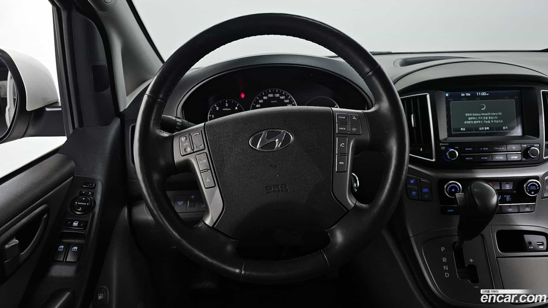 Starex Hyundai 2020.9-OPTION-018