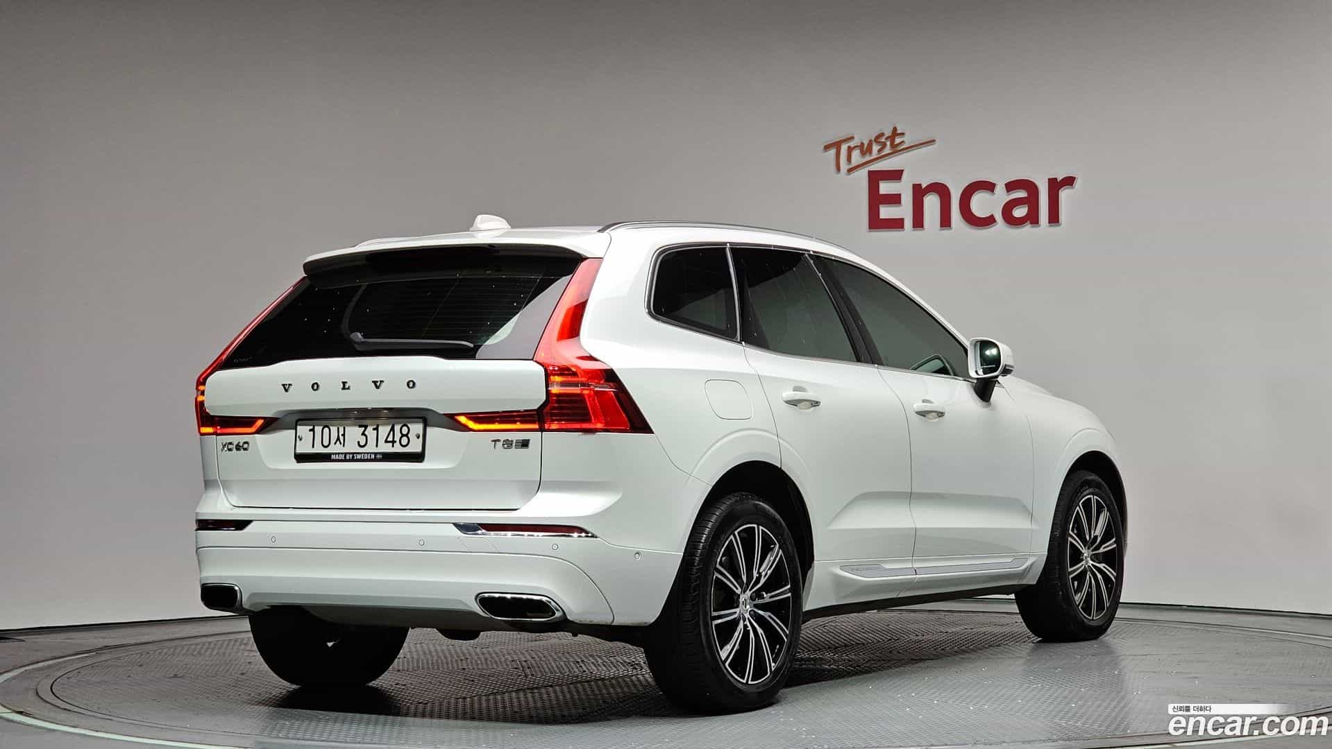 XC60 Volvo 2019.6-OUTER-002