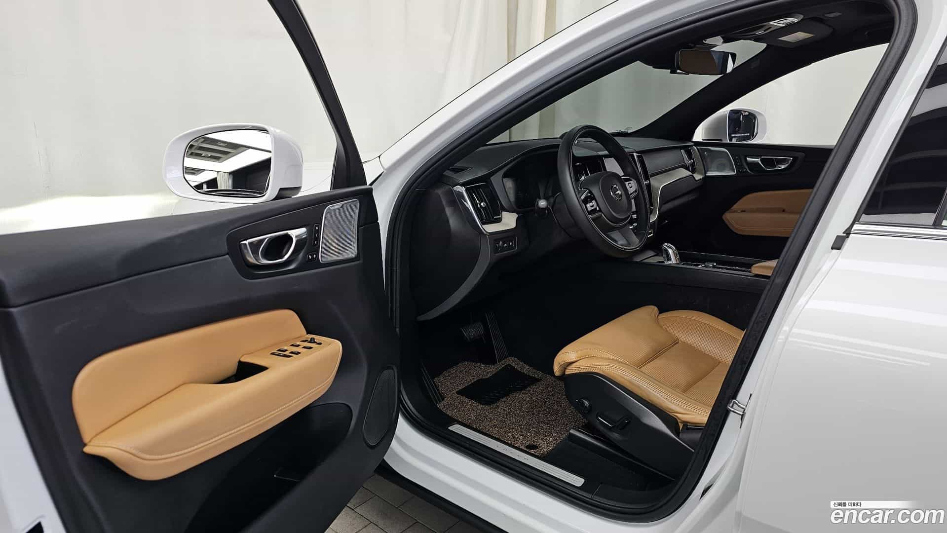 XC60 Volvo 2019.6-INNER-010