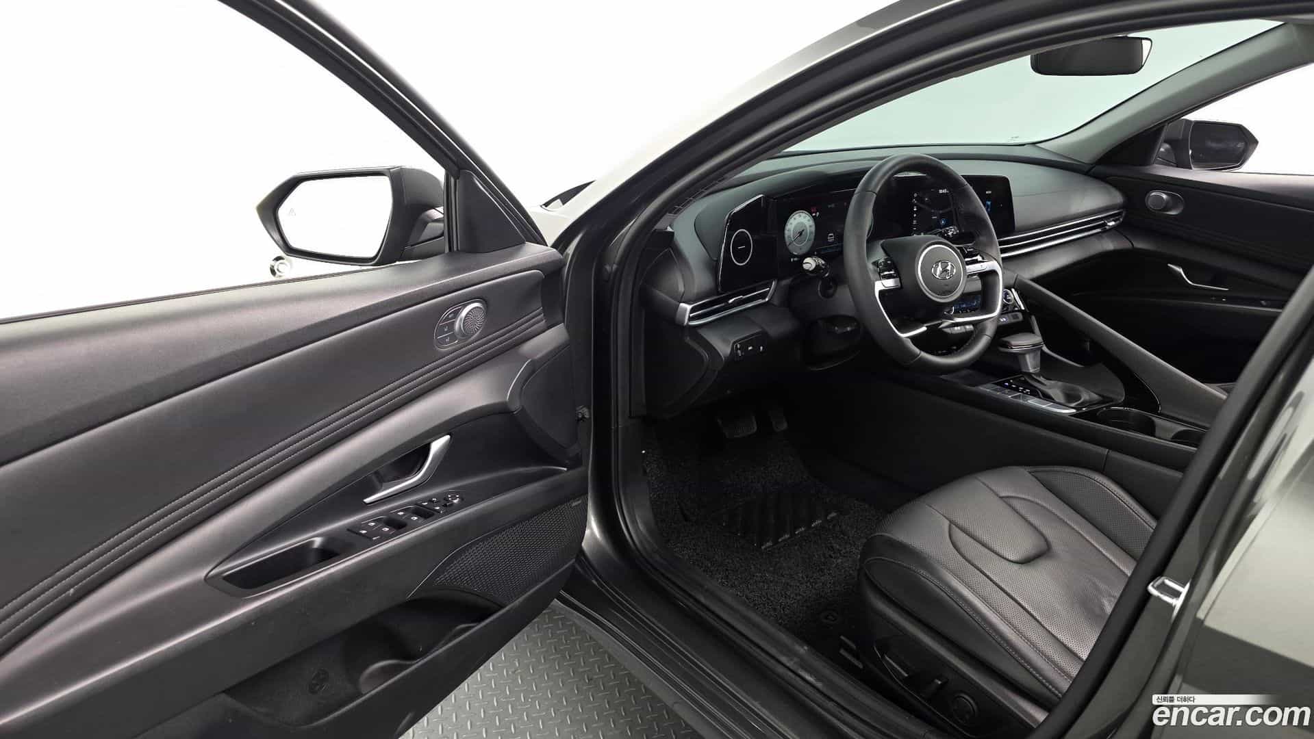 AVANTE Hyundai 2023.2-OPTION-015