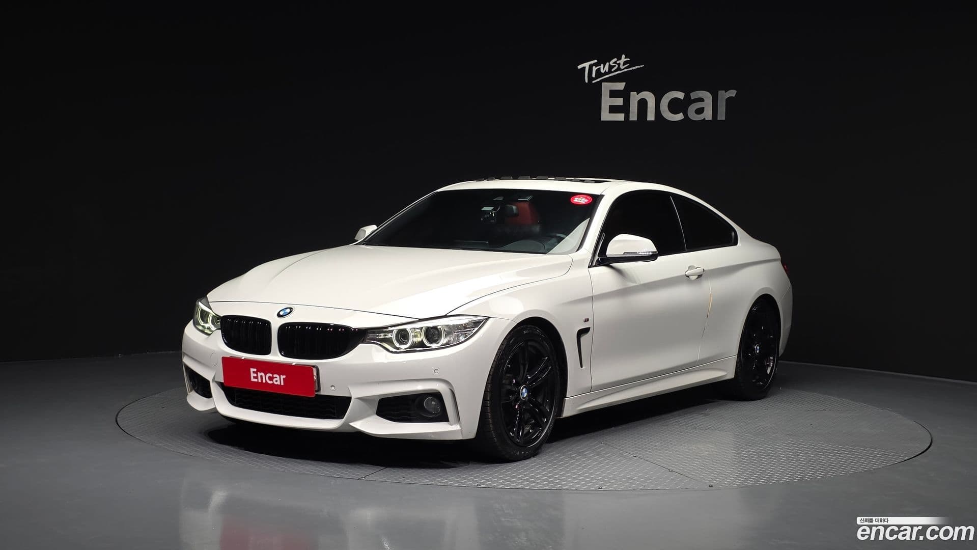Main__Slider__Photo:4-Series BMW 2016.4-0