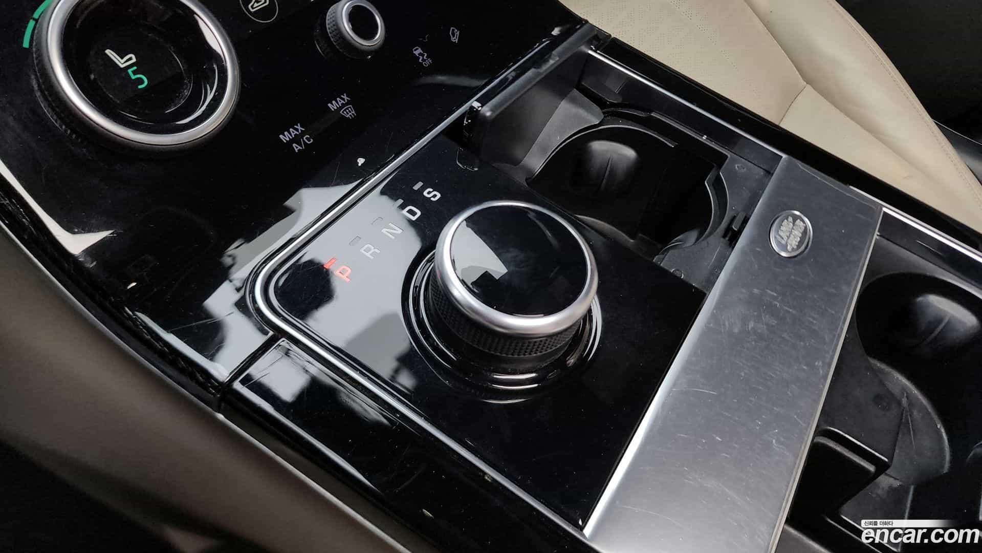 Range Rover Velar Land Rover 2018.7-INNER-009