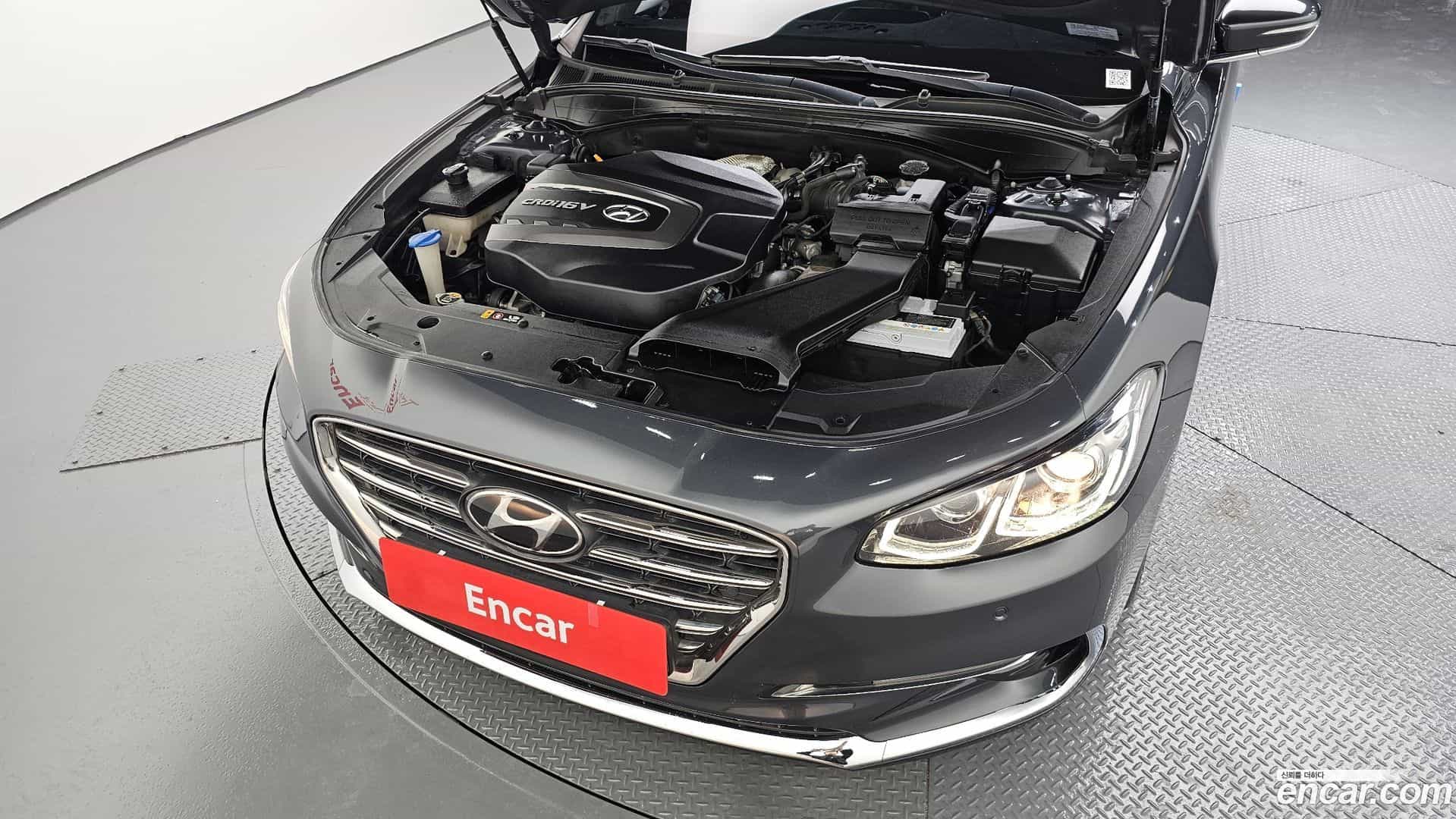 Grandeur Hyundai 2017.11-INNER-006