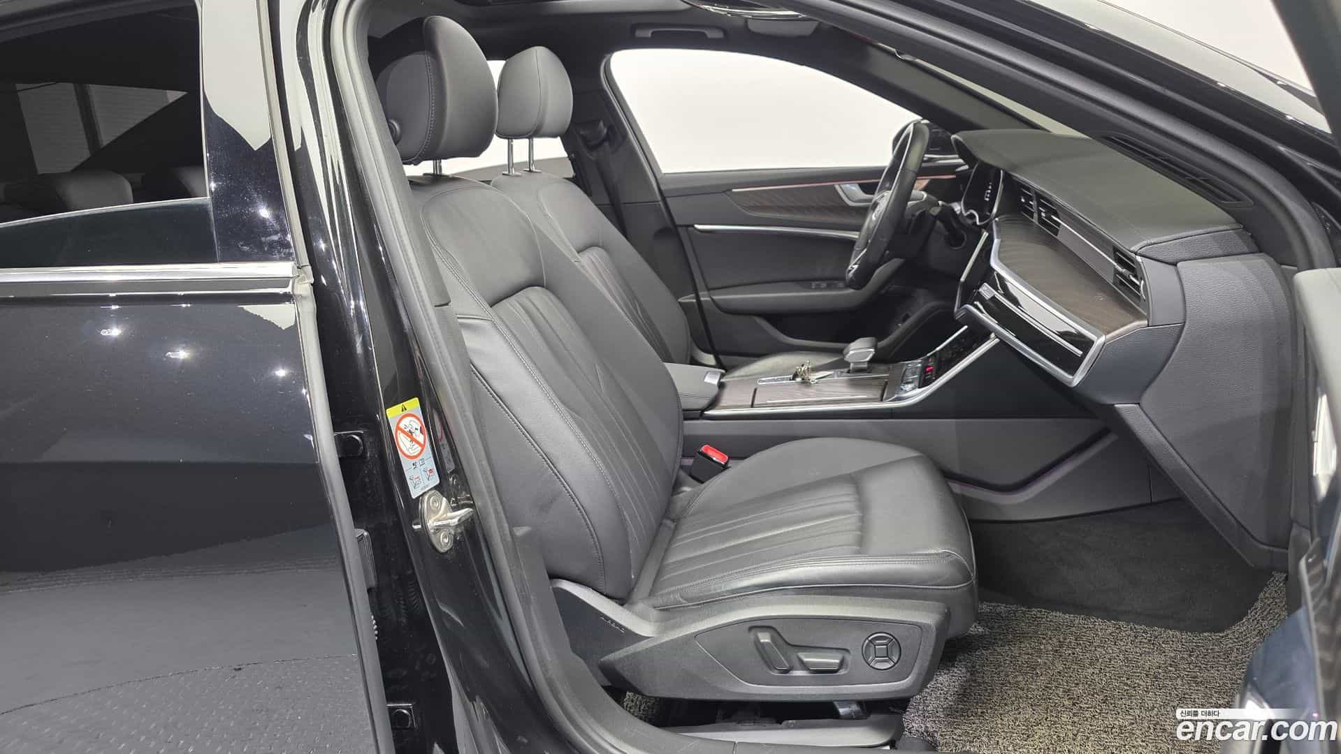 A6 Audi 2020.9-OPTION-015