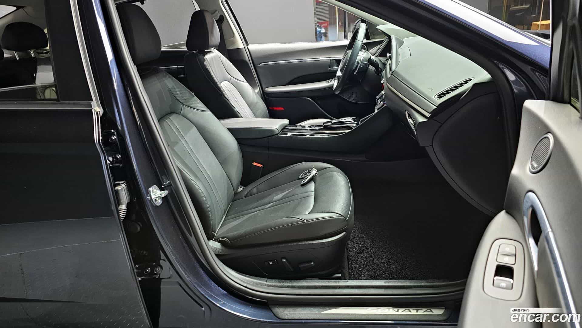 Sonata Hyundai 2021.0-INNER-010
