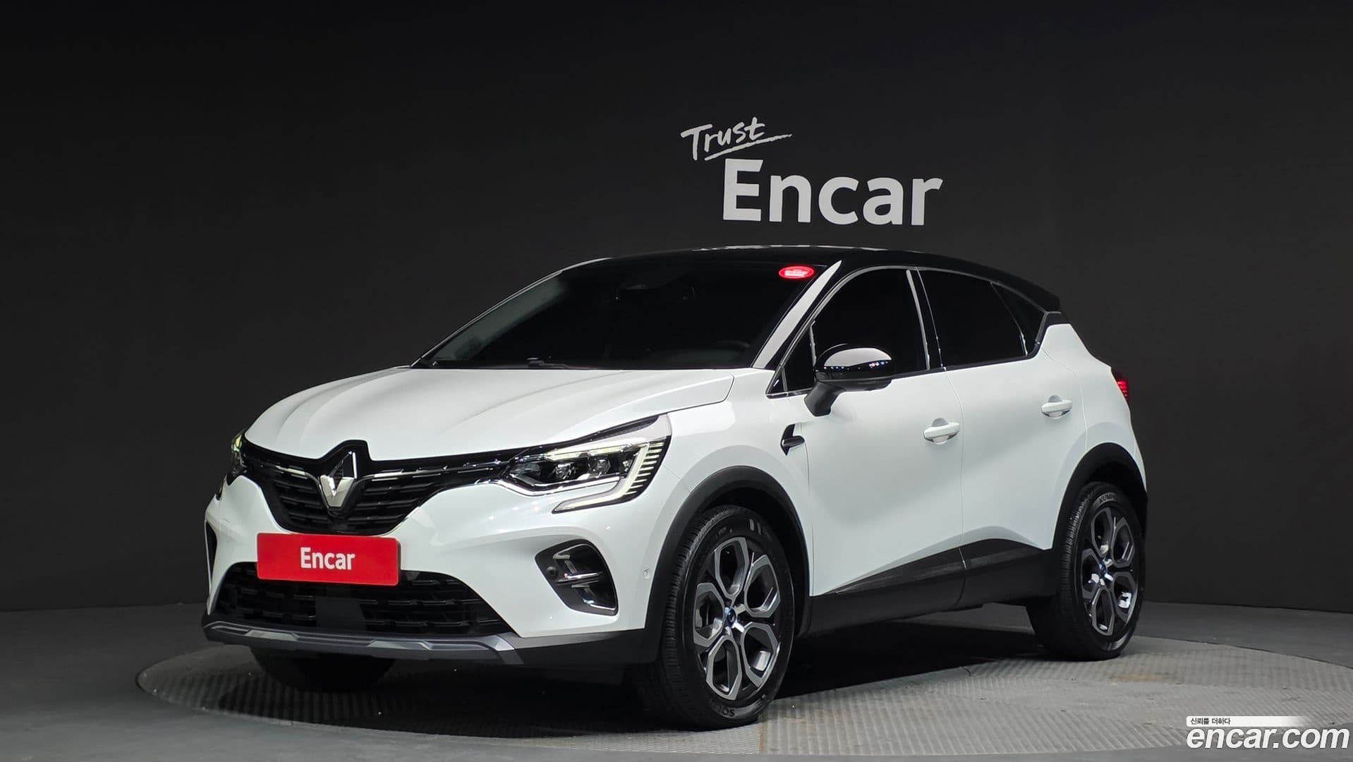 Main__Slider__Photo:Captur Renault Korea 2020.11-0