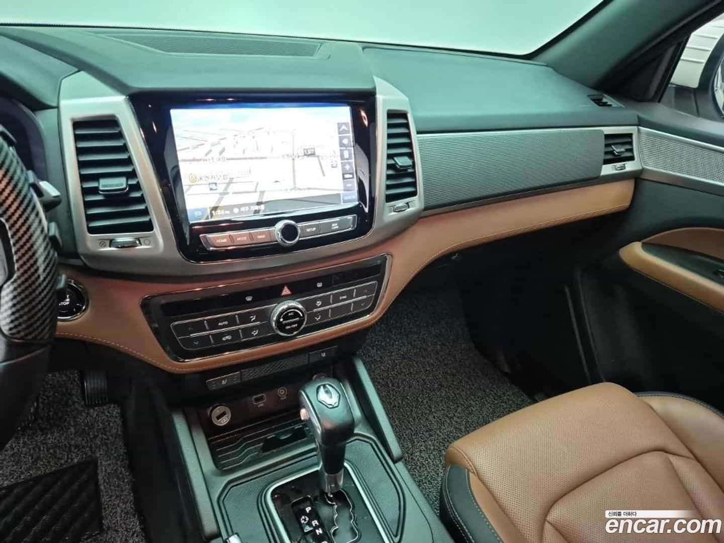 Rexton KG Mobility 2019.6-INNER-009