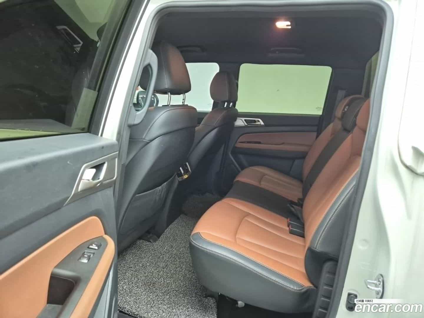 Rexton KG Mobility 2019.6-OPTION-015
