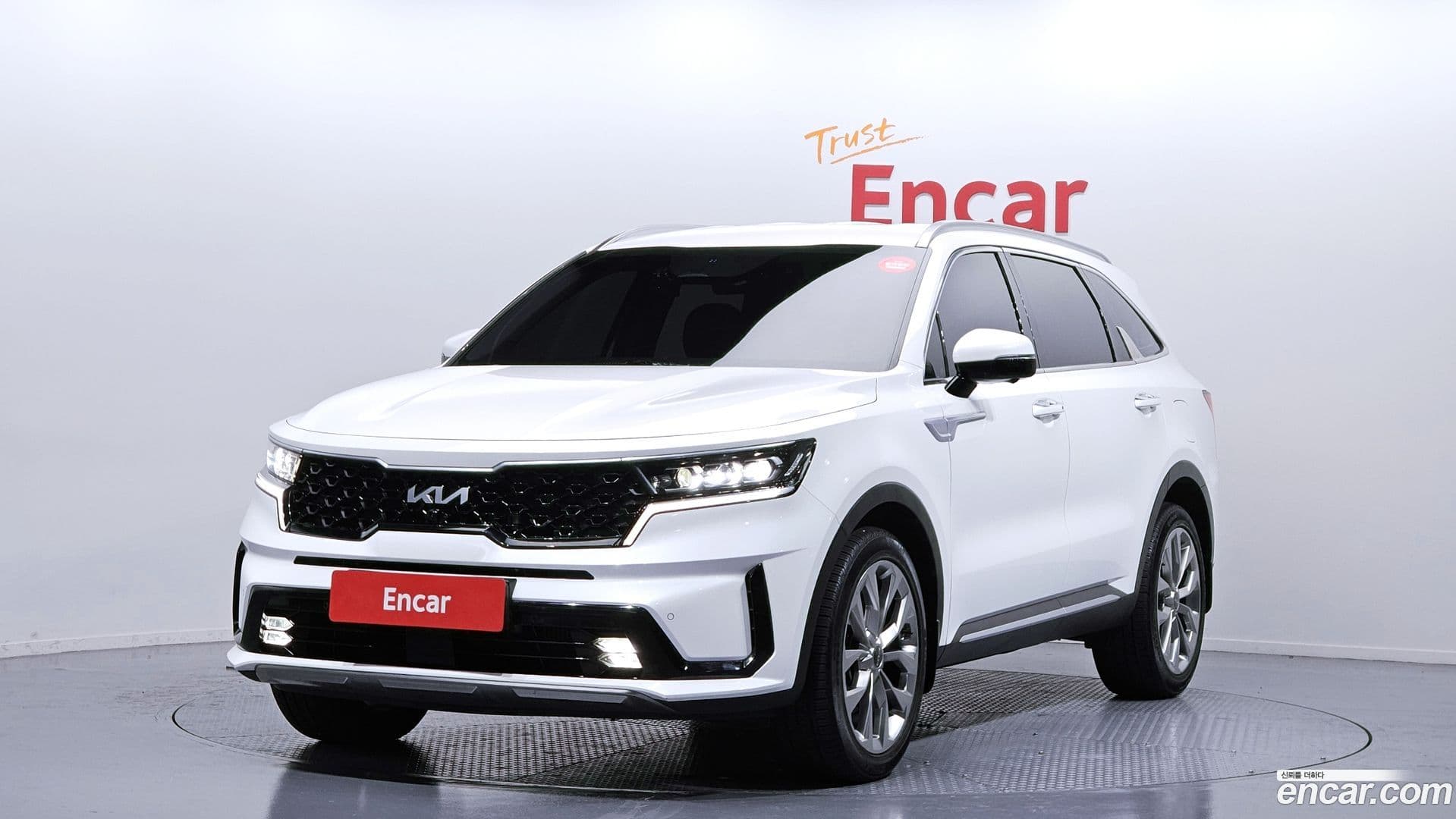 Main__Slider__Photo:Sorento Kia 2022.4-0